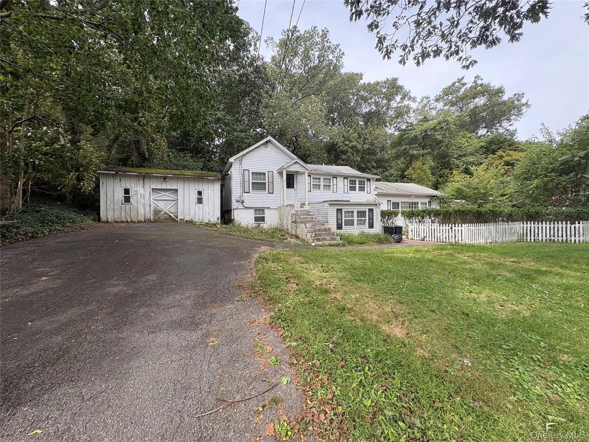 27 Shady Lane, Huntington, NY, 3 Bedrooms Bedrooms, 12 Rooms Rooms,2 BathroomsBathrooms,Residential,For Rent,Shady,0,1055400 27 Shady Lane, Huntington, NY, 3 Bedrooms Bedrooms, 12 Rooms Rooms,2 BathroomsBathrooms,Residential,For Rent,Shady,0,1055400