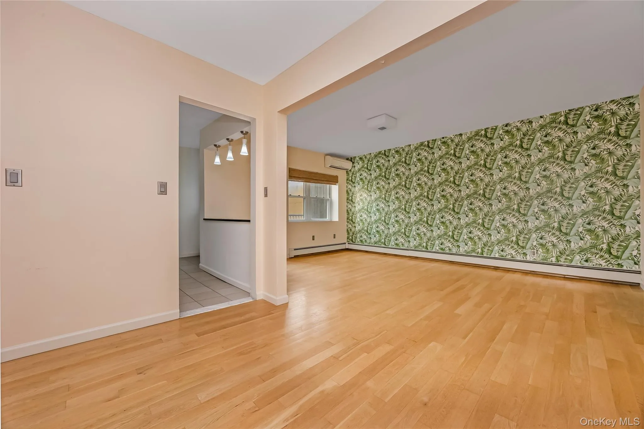 251 Broadway, Long Beach, NY, 1 Bedroom Bedrooms, 3 Rooms Rooms,1 BathroomBathrooms,Residential Lease,For Rent,Broadway,0,1055405 251 Broadway, Long Beach, NY, 1 Bedroom Bedrooms, 3 Rooms Rooms,1 BathroomBathrooms,Residential Lease,For Rent,Broadway,0,1055405