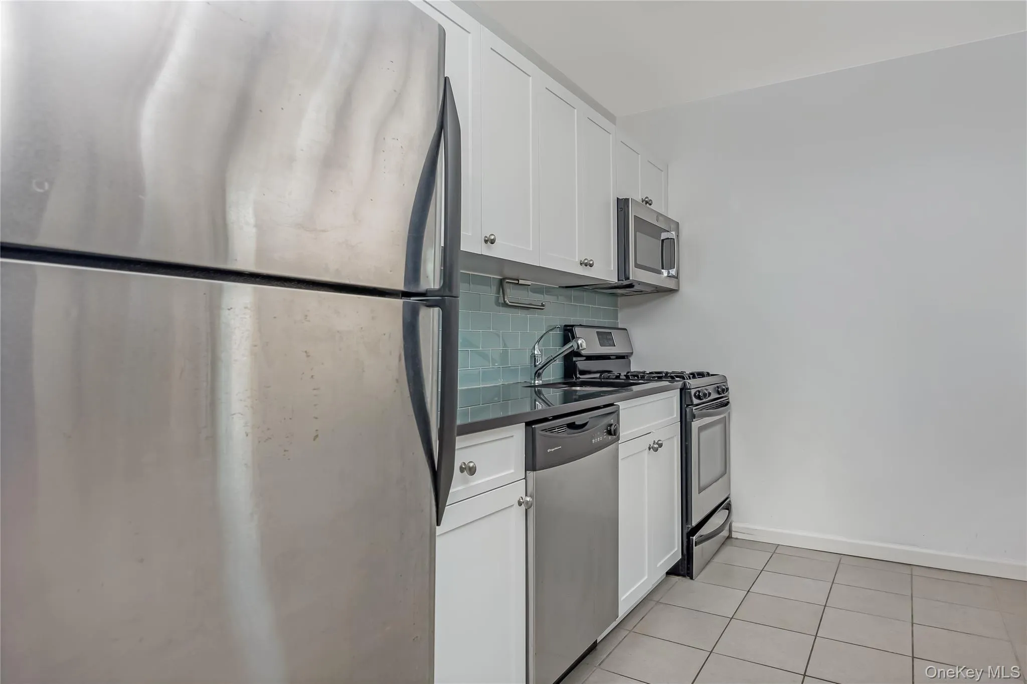 251 Broadway, Long Beach, NY, 1 Bedroom Bedrooms, 3 Rooms Rooms,1 BathroomBathrooms,Residential Lease,For Rent,Broadway,0,1055405 251 Broadway, Long Beach, NY, 1 Bedroom Bedrooms, 3 Rooms Rooms,1 BathroomBathrooms,Residential Lease,For Rent,Broadway,0,1055405