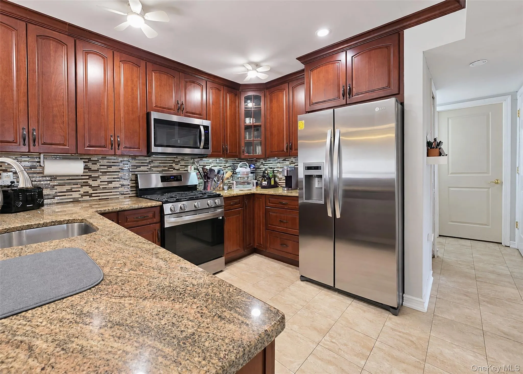 20 Bradbury Court, Islip, NY, 4 Bedroom Bedrooms, 8 Room Rooms,2 BathroomBathrooms,Residential Lease,For Rent,Bradbury,0,1055416 20 Bradbury Court, Islip, NY, 4 Bedroom Bedrooms, 8 Room Rooms,2 BathroomBathrooms,Residential Lease,For Rent,Bradbury,0,1055416