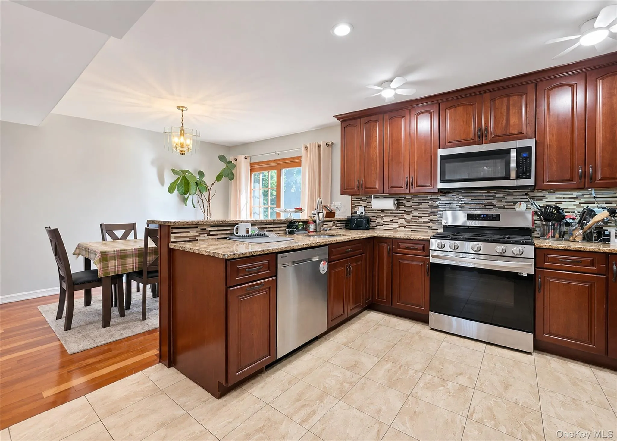 20 Bradbury Court, Islip, NY, 4 Bedroom Bedrooms, 8 Room Rooms,2 BathroomBathrooms,Residential Lease,For Rent,Bradbury,0,1055416 20 Bradbury Court, Islip, NY, 4 Bedroom Bedrooms, 8 Room Rooms,2 BathroomBathrooms,Residential Lease,For Rent,Bradbury,0,1055416
