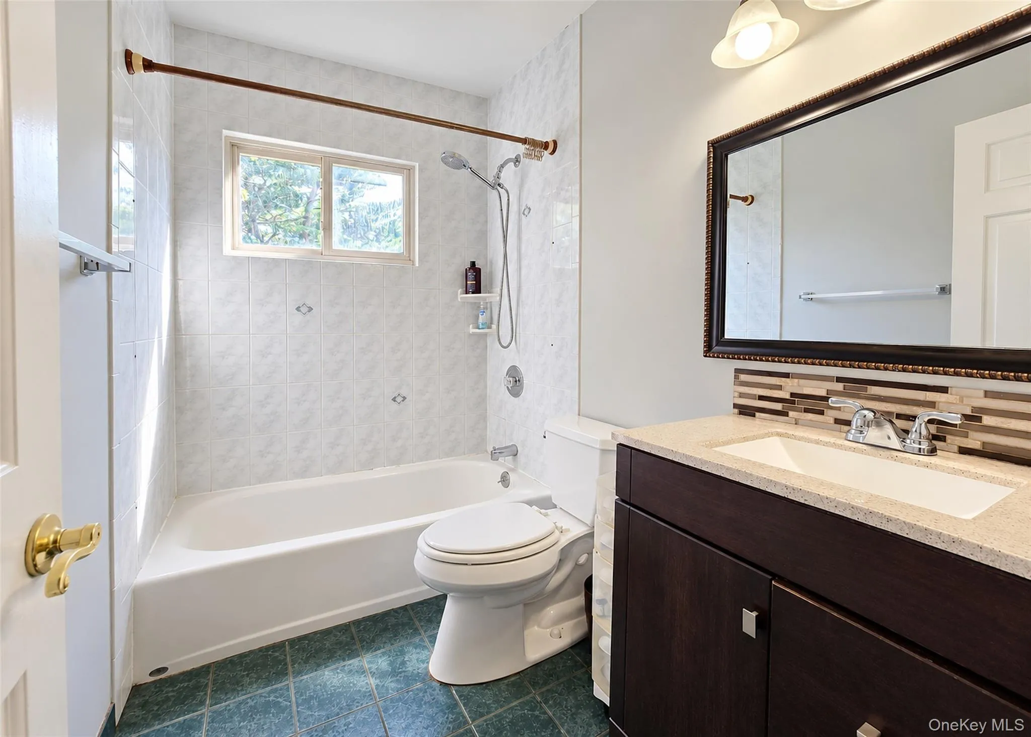 20 Bradbury Court, Islip, NY, 4 Bedroom Bedrooms, 8 Room Rooms,2 BathroomBathrooms,Residential Lease,For Rent,Bradbury,0,1055416 20 Bradbury Court, Islip, NY, 4 Bedroom Bedrooms, 8 Room Rooms,2 BathroomBathrooms,Residential Lease,For Rent,Bradbury,0,1055416