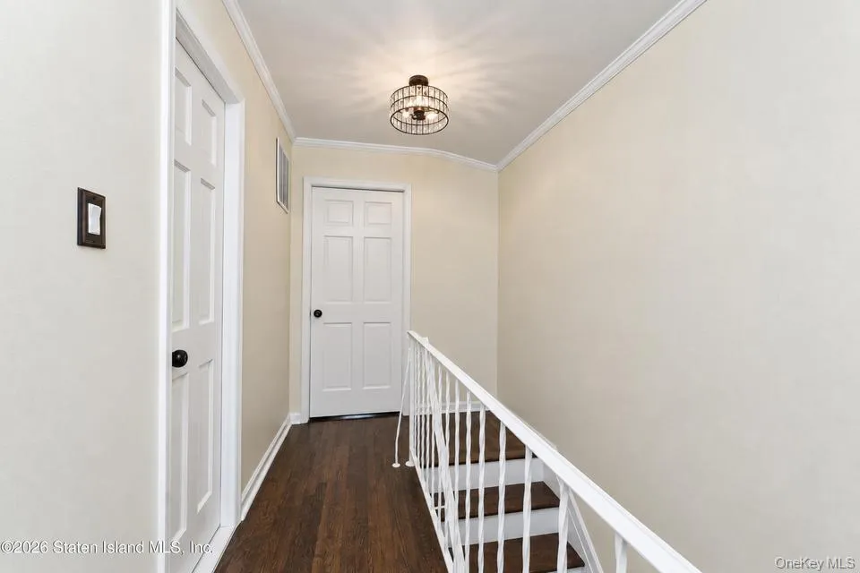 23 Dreyer Ave, New York, NY, 3 Bedrooms Bedrooms, 9 Rooms Rooms,2 BathroomsBathrooms,Residential,For Rent,Dreyer Ave,0,1055419 23 Dreyer Ave, New York, NY, 3 Bedrooms Bedrooms, 9 Rooms Rooms,2 BathroomsBathrooms,Residential,For Rent,Dreyer Ave,0,1055419