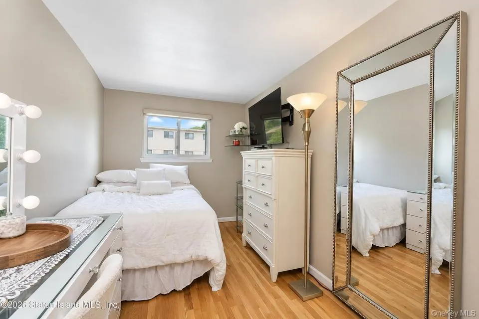 23 Dreyer Ave, New York, NY, 3 Bedrooms Bedrooms, 9 Rooms Rooms,2 BathroomsBathrooms,Residential,For Rent,Dreyer Ave,0,1055419 23 Dreyer Ave, New York, NY, 3 Bedrooms Bedrooms, 9 Rooms Rooms,2 BathroomsBathrooms,Residential,For Rent,Dreyer Ave,0,1055419