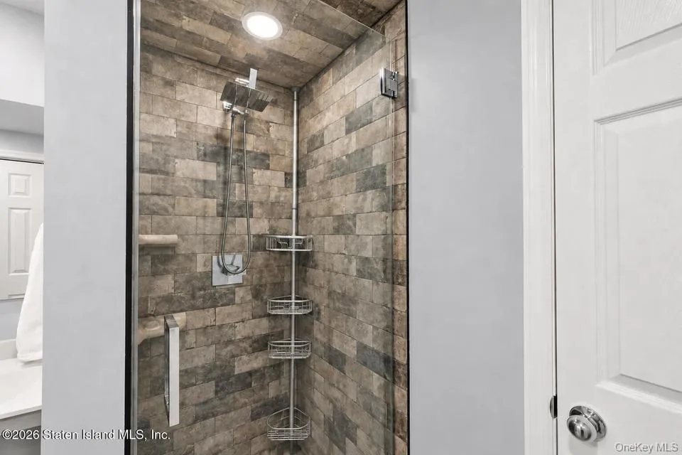23 Dreyer Ave, New York, NY, 3 Bedrooms Bedrooms, 9 Rooms Rooms,2 BathroomsBathrooms,Residential,For Rent,Dreyer Ave,0,1055419 23 Dreyer Ave, New York, NY, 3 Bedrooms Bedrooms, 9 Rooms Rooms,2 BathroomsBathrooms,Residential,For Rent,Dreyer Ave,0,1055419