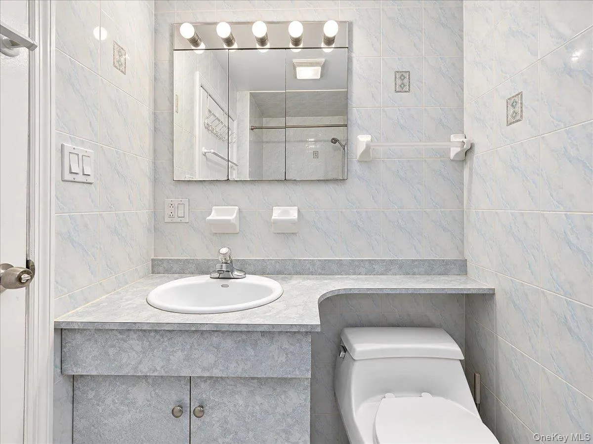 75-79 181st Street, New York, NY, 3 Bedrooms Bedrooms, 7 Rooms Rooms,2 BathroomsBathrooms,Residential,For Rent,181st,0,1055421 75-79 181st Street, New York, NY, 3 Bedrooms Bedrooms, 7 Rooms Rooms,2 BathroomsBathrooms,Residential,For Rent,181st,0,1055421