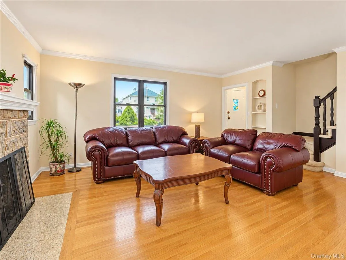 75-79 181st Street, New York, NY, 3 Bedrooms Bedrooms, 7 Rooms Rooms,2 BathroomsBathrooms,Residential,For Rent,181st,0,1055421 75-79 181st Street, New York, NY, 3 Bedrooms Bedrooms, 7 Rooms Rooms,2 BathroomsBathrooms,Residential,For Rent,181st,0,1055421