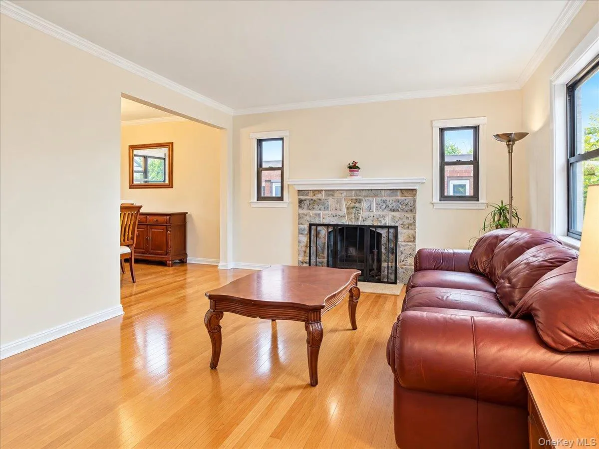 75-79 181st Street, New York, NY, 3 Bedrooms Bedrooms, 7 Rooms Rooms,2 BathroomsBathrooms,Residential,For Rent,181st,0,1055421 75-79 181st Street, New York, NY, 3 Bedrooms Bedrooms, 7 Rooms Rooms,2 BathroomsBathrooms,Residential,For Rent,181st,0,1055421