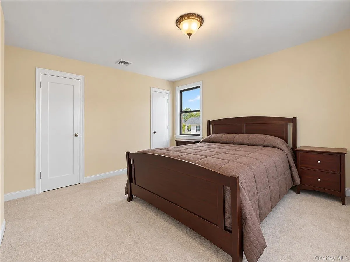 75-79 181st Street, New York, NY, 3 Bedrooms Bedrooms, 7 Rooms Rooms,2 BathroomsBathrooms,Residential,For Rent,181st,0,1055421 75-79 181st Street, New York, NY, 3 Bedrooms Bedrooms, 7 Rooms Rooms,2 BathroomsBathrooms,Residential,For Rent,181st,0,1055421