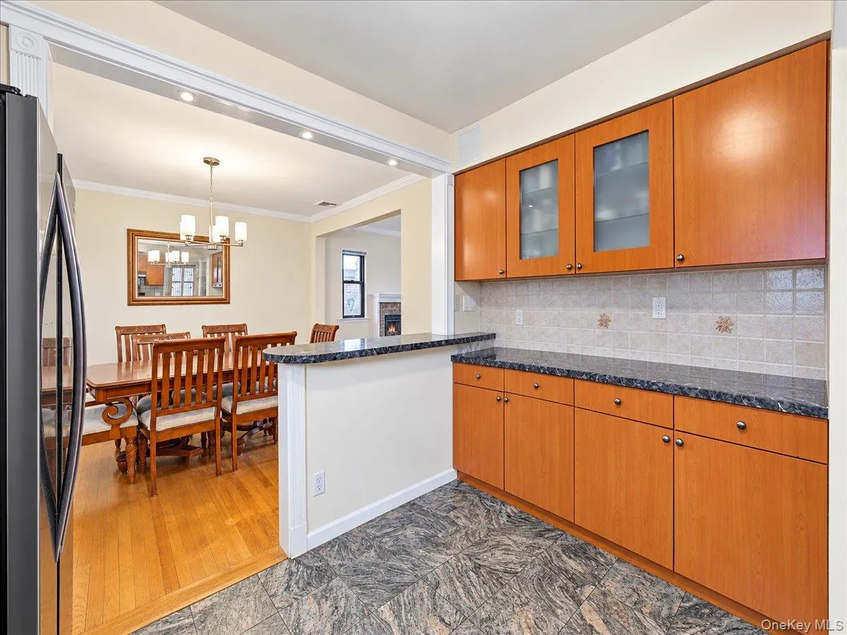 75-79 181st Street, New York, NY, 3 Bedrooms Bedrooms, 7 Rooms Rooms,2 BathroomsBathrooms,Residential,For Rent,181st,0,1055421 75-79 181st Street, New York, NY, 3 Bedrooms Bedrooms, 7 Rooms Rooms,2 BathroomsBathrooms,Residential,For Rent,181st,0,1055421
