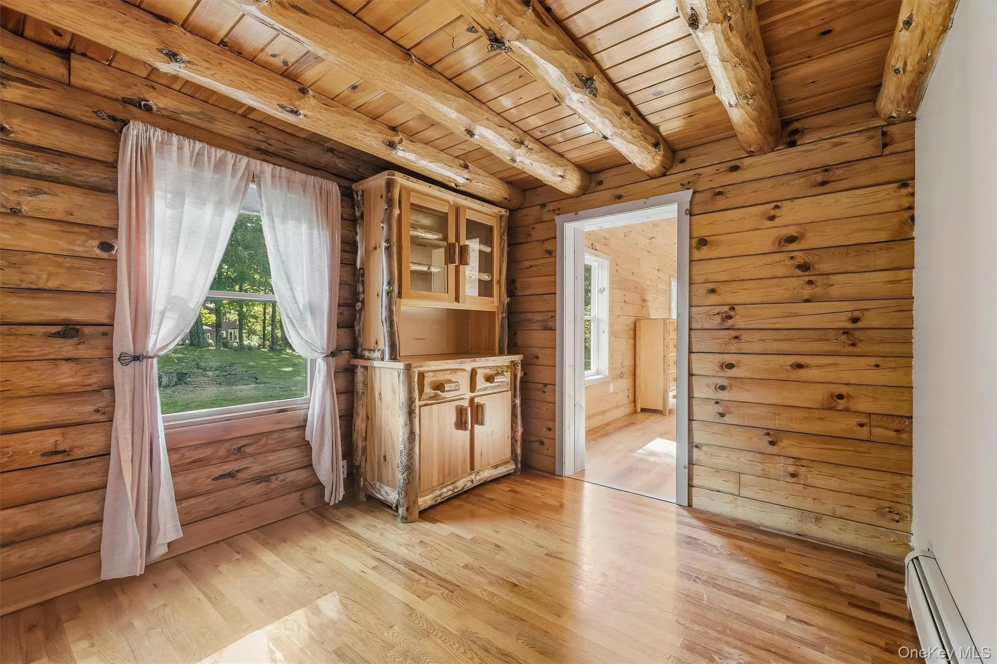 Flex space - home office, dressing room, nursery with closet Flex space - home office, dressing room, nursery with closet