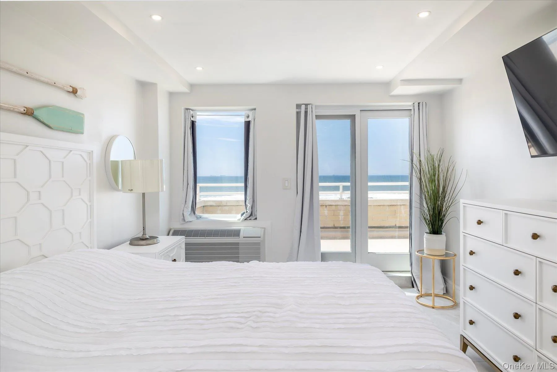 450 Broadway, Long Beach, NY, 1 Bedroom Bedrooms, 4 Rooms Rooms,1 BathroomBathrooms,Residential Lease,For Rent,Broadway,0,1055427 450 Broadway, Long Beach, NY, 1 Bedroom Bedrooms, 4 Rooms Rooms,1 BathroomBathrooms,Residential Lease,For Rent,Broadway,0,1055427