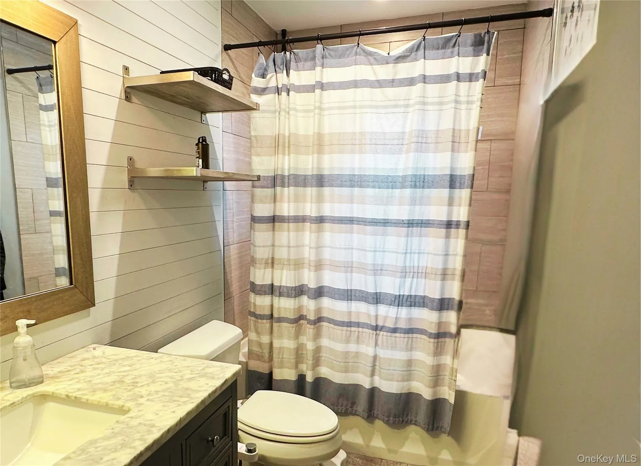 44 Floradora Drive, Brookhaven, NY, 3 Bedrooms Bedrooms, 5 Rooms Rooms,2 BathroomsBathrooms,Residential,For Rent,Floradora,0,1055428 44 Floradora Drive, Brookhaven, NY, 3 Bedrooms Bedrooms, 5 Rooms Rooms,2 BathroomsBathrooms,Residential,For Rent,Floradora,0,1055428