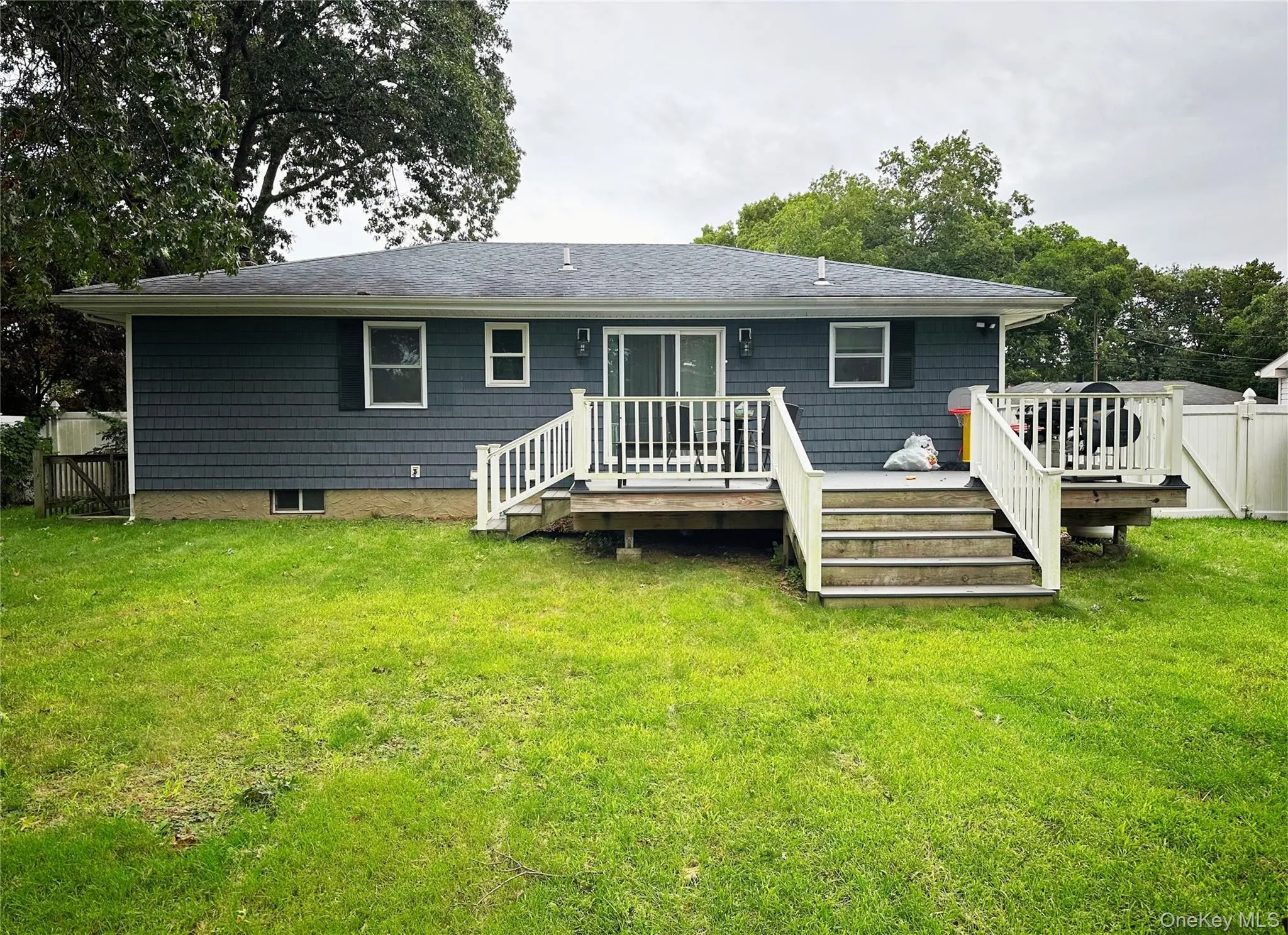 44 Floradora Drive, Brookhaven, NY, 3 Bedrooms Bedrooms, 5 Rooms Rooms,2 BathroomsBathrooms,Residential,For Rent,Floradora,0,1055428 44 Floradora Drive, Brookhaven, NY, 3 Bedrooms Bedrooms, 5 Rooms Rooms,2 BathroomsBathrooms,Residential,For Rent,Floradora,0,1055428