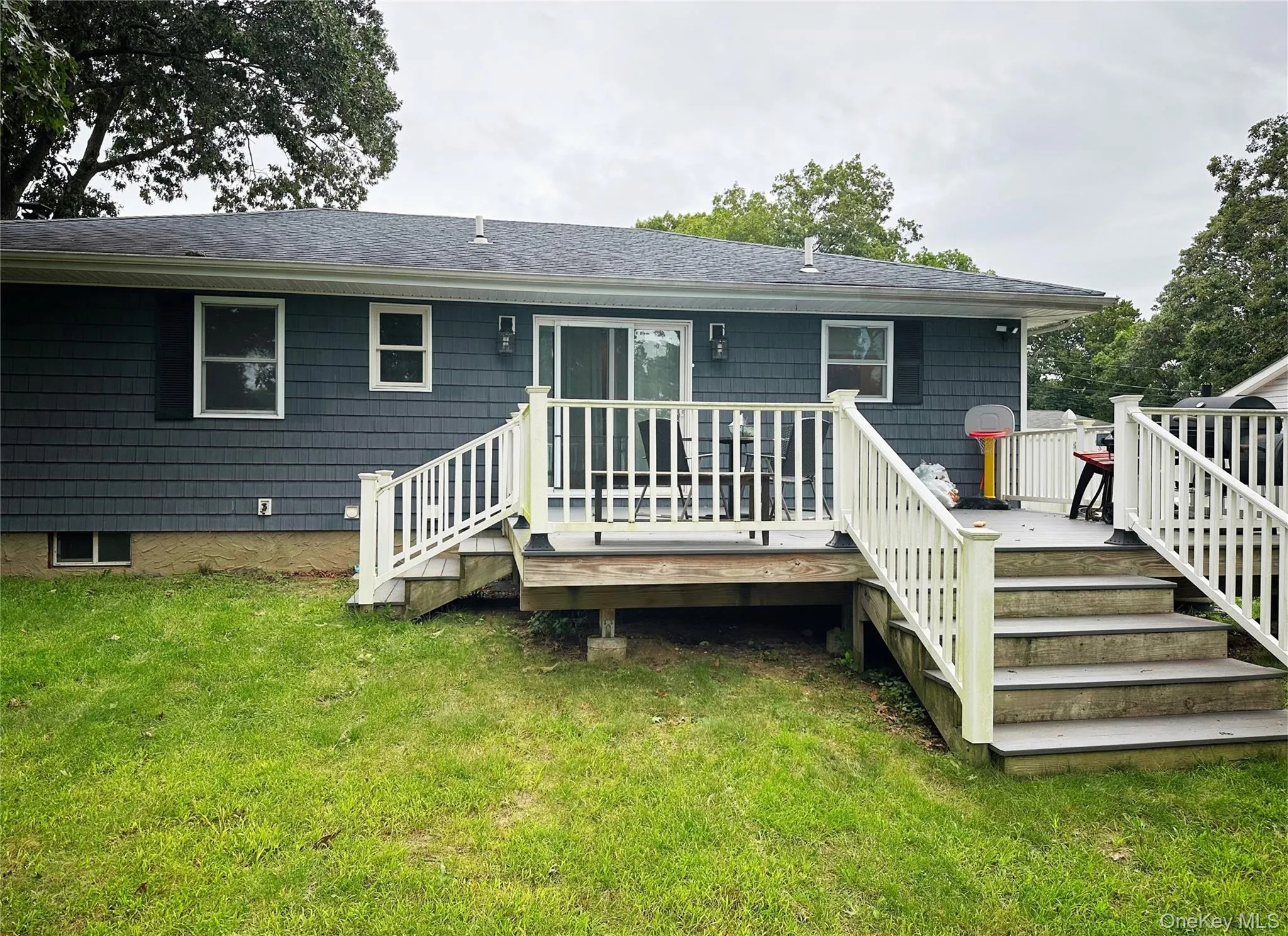 44 Floradora Drive, Brookhaven, NY, 3 Bedrooms Bedrooms, 5 Rooms Rooms,2 BathroomsBathrooms,Residential,For Rent,Floradora,0,1055428 44 Floradora Drive, Brookhaven, NY, 3 Bedrooms Bedrooms, 5 Rooms Rooms,2 BathroomsBathrooms,Residential,For Rent,Floradora,0,1055428