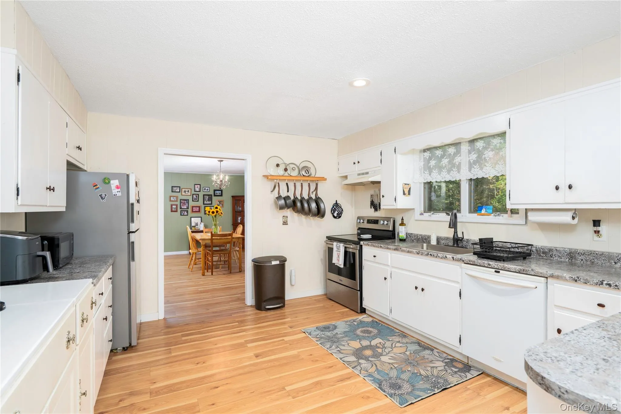 15 Storybook Lane, La Grange, NY, 4 Bedrooms Bedrooms, 8 Rooms Rooms,2 BathroomsBathrooms,Residential,For Rent,Storybook,0,1055429 15 Storybook Lane, La Grange, NY, 4 Bedrooms Bedrooms, 8 Rooms Rooms,2 BathroomsBathrooms,Residential,For Rent,Storybook,0,1055429