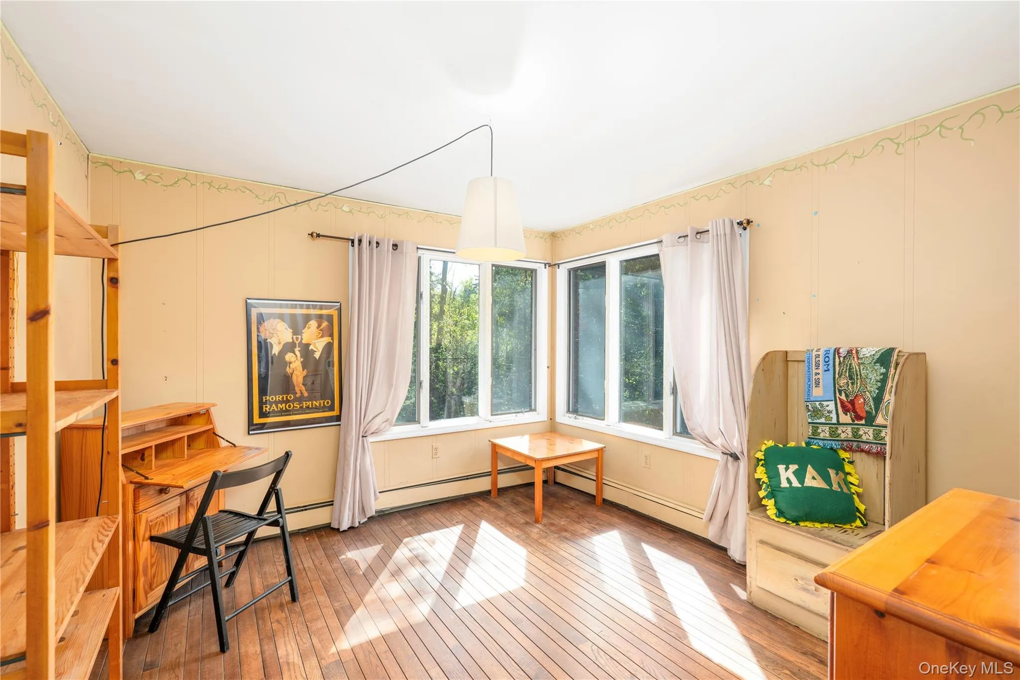 15 Storybook Lane, La Grange, NY, 4 Bedrooms Bedrooms, 8 Rooms Rooms,2 BathroomsBathrooms,Residential,For Rent,Storybook,0,1055429 15 Storybook Lane, La Grange, NY, 4 Bedrooms Bedrooms, 8 Rooms Rooms,2 BathroomsBathrooms,Residential,For Rent,Storybook,0,1055429