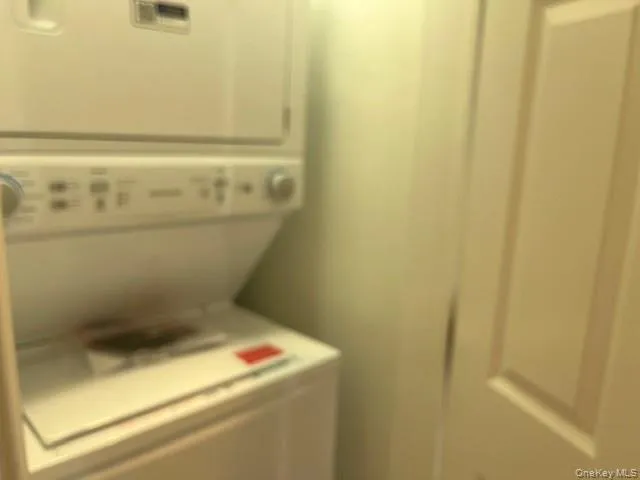 276 Main Street, Huntington, NY, 1 Bedroom Bedrooms, 4 Rooms Rooms,1 BathroomBathrooms,Residential Lease,For Rent,Main,0,1055433 276 Main Street, Huntington, NY, 1 Bedroom Bedrooms, 4 Rooms Rooms,1 BathroomBathrooms,Residential Lease,For Rent,Main,0,1055433