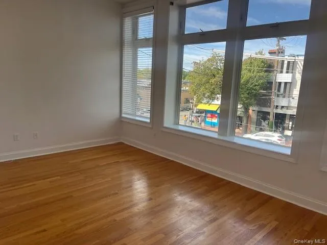 276 Main Street, Huntington, NY, 1 Bedroom Bedrooms, 4 Rooms Rooms,1 BathroomBathrooms,Residential Lease,For Rent,Main,0,1055433 276 Main Street, Huntington, NY, 1 Bedroom Bedrooms, 4 Rooms Rooms,1 BathroomBathrooms,Residential Lease,For Rent,Main,0,1055433