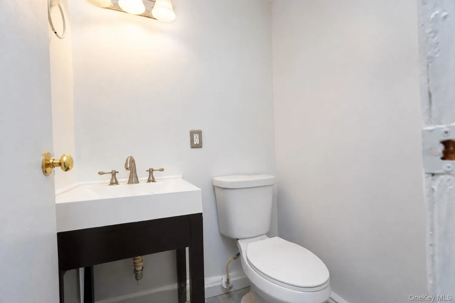 360 Barlow Avenue, New York, NY, 2 Bedrooms Bedrooms, 5 Rooms Rooms,1 BathroomBathrooms,Residential,For Rent,Barlow,0,1055438 360 Barlow Avenue, New York, NY, 2 Bedrooms Bedrooms, 5 Rooms Rooms,1 BathroomBathrooms,Residential,For Rent,Barlow,0,1055438