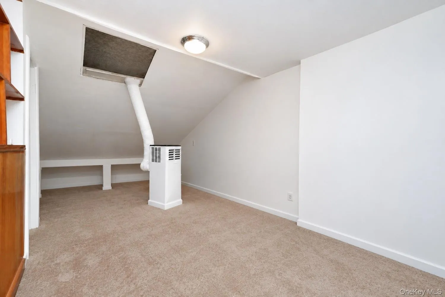 360 Barlow Avenue, New York, NY, 2 Bedrooms Bedrooms, 5 Rooms Rooms,1 BathroomBathrooms,Residential,For Rent,Barlow,0,1055438 360 Barlow Avenue, New York, NY, 2 Bedrooms Bedrooms, 5 Rooms Rooms,1 BathroomBathrooms,Residential,For Rent,Barlow,0,1055438