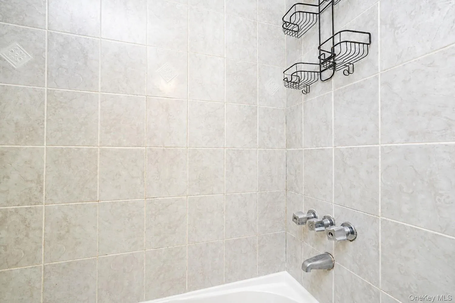 360 Barlow Avenue, New York, NY, 2 Bedrooms Bedrooms, 5 Rooms Rooms,1 BathroomBathrooms,Residential,For Rent,Barlow,0,1055438 360 Barlow Avenue, New York, NY, 2 Bedrooms Bedrooms, 5 Rooms Rooms,1 BathroomBathrooms,Residential,For Rent,Barlow,0,1055438