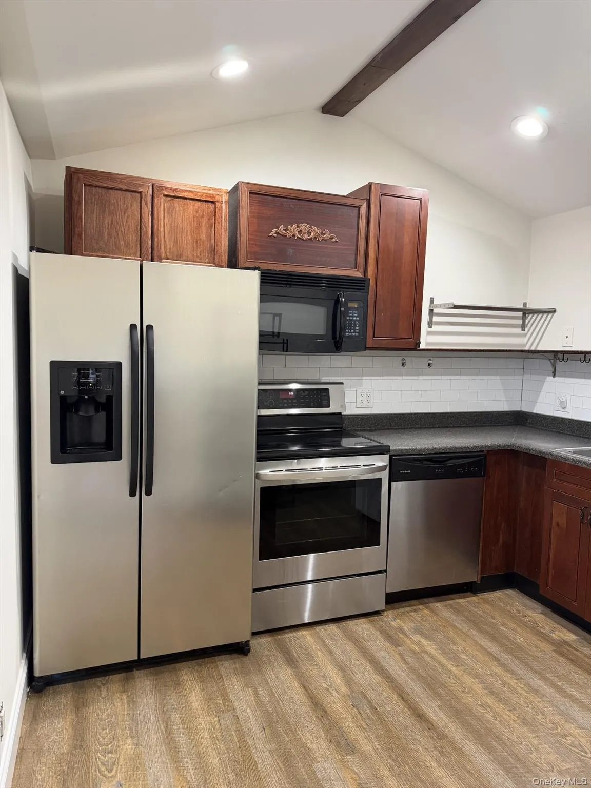 30 Orinoco Drive, Islip, NY, 1 Bedroom Bedrooms, 3 Rooms Rooms,1 BathroomBathrooms,Residential Lease,For Rent,Orinoco,0,1055444 30 Orinoco Drive, Islip, NY, 1 Bedroom Bedrooms, 3 Rooms Rooms,1 BathroomBathrooms,Residential Lease,For Rent,Orinoco,0,1055444