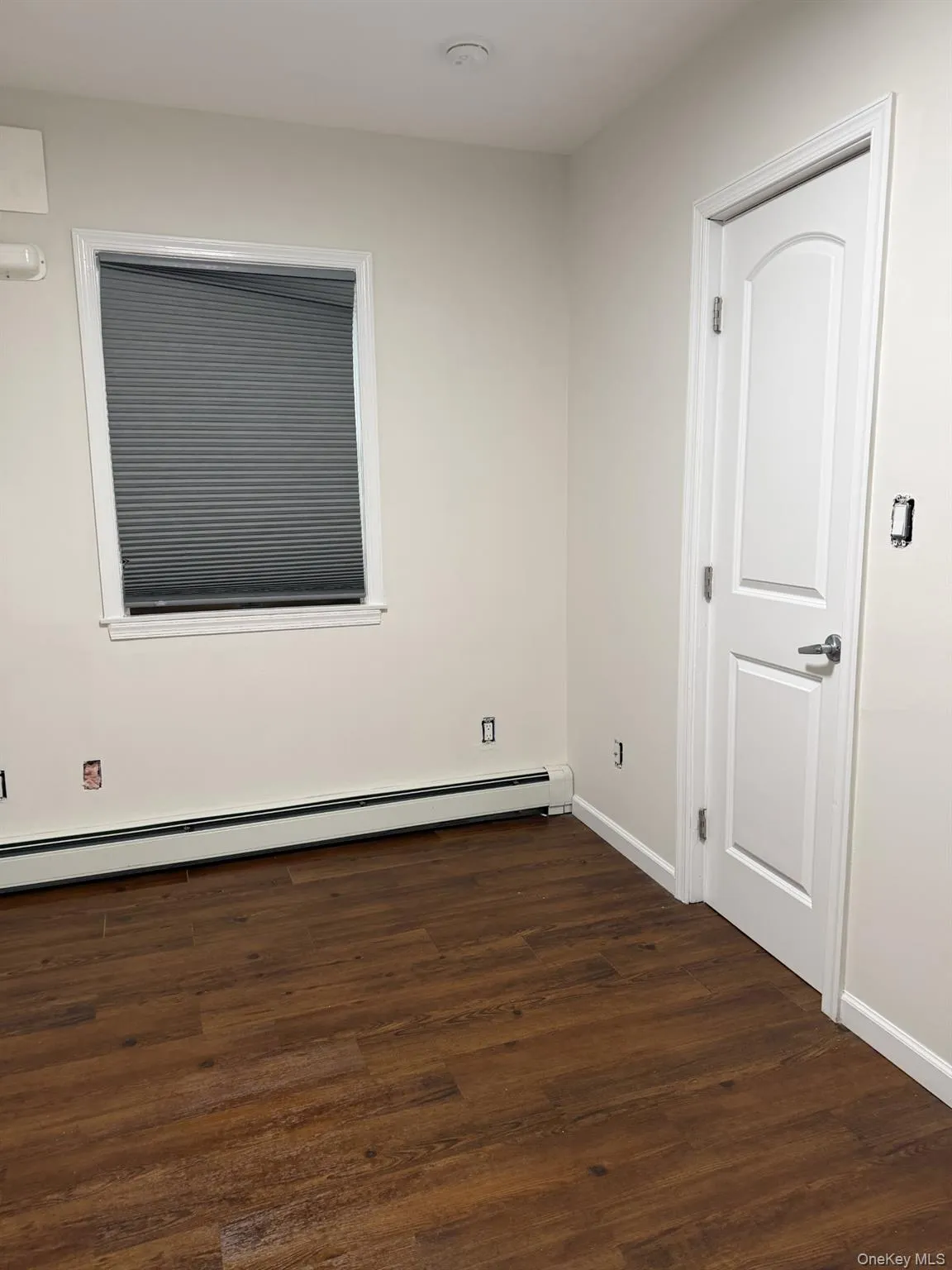 30 Orinoco Drive, Islip, NY, 1 Bedroom Bedrooms, 3 Rooms Rooms,1 BathroomBathrooms,Residential Lease,For Rent,Orinoco,0,1055444 30 Orinoco Drive, Islip, NY, 1 Bedroom Bedrooms, 3 Rooms Rooms,1 BathroomBathrooms,Residential Lease,For Rent,Orinoco,0,1055444