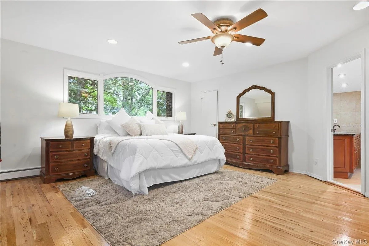 8 Philson Court, Smithtown, NY, 5 Bedrooms Bedrooms, 8 Rooms Rooms,2 BathroomsBathrooms,Residential,For Rent,Philson,0,1055450 8 Philson Court, Smithtown, NY, 5 Bedrooms Bedrooms, 8 Rooms Rooms,2 BathroomsBathrooms,Residential,For Rent,Philson,0,1055450