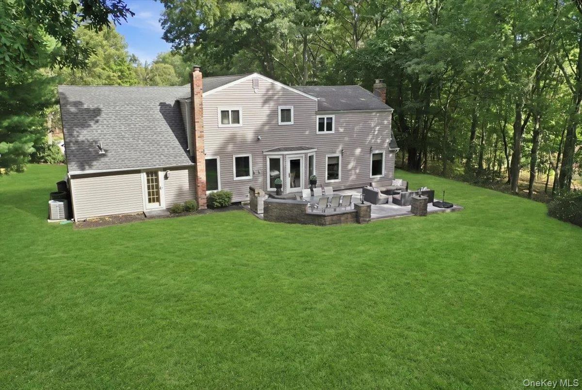 8 Philson Court, Smithtown, NY, 5 Bedrooms Bedrooms, 8 Rooms Rooms,2 BathroomsBathrooms,Residential,For Rent,Philson,0,1055450 8 Philson Court, Smithtown, NY, 5 Bedrooms Bedrooms, 8 Rooms Rooms,2 BathroomsBathrooms,Residential,For Rent,Philson,0,1055450