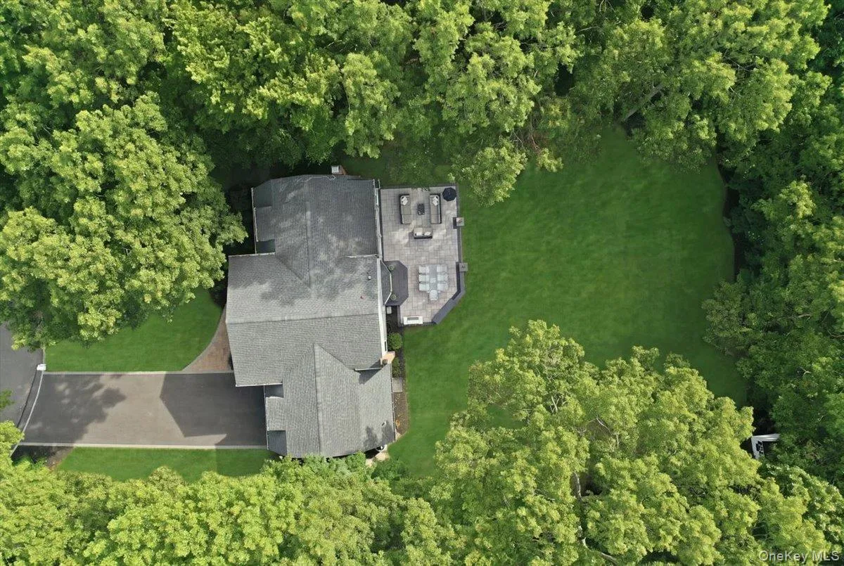 8 Philson Court, Smithtown, NY, 5 Bedrooms Bedrooms, 8 Rooms Rooms,2 BathroomsBathrooms,Residential,For Rent,Philson,0,1055450 8 Philson Court, Smithtown, NY, 5 Bedrooms Bedrooms, 8 Rooms Rooms,2 BathroomsBathrooms,Residential,For Rent,Philson,0,1055450