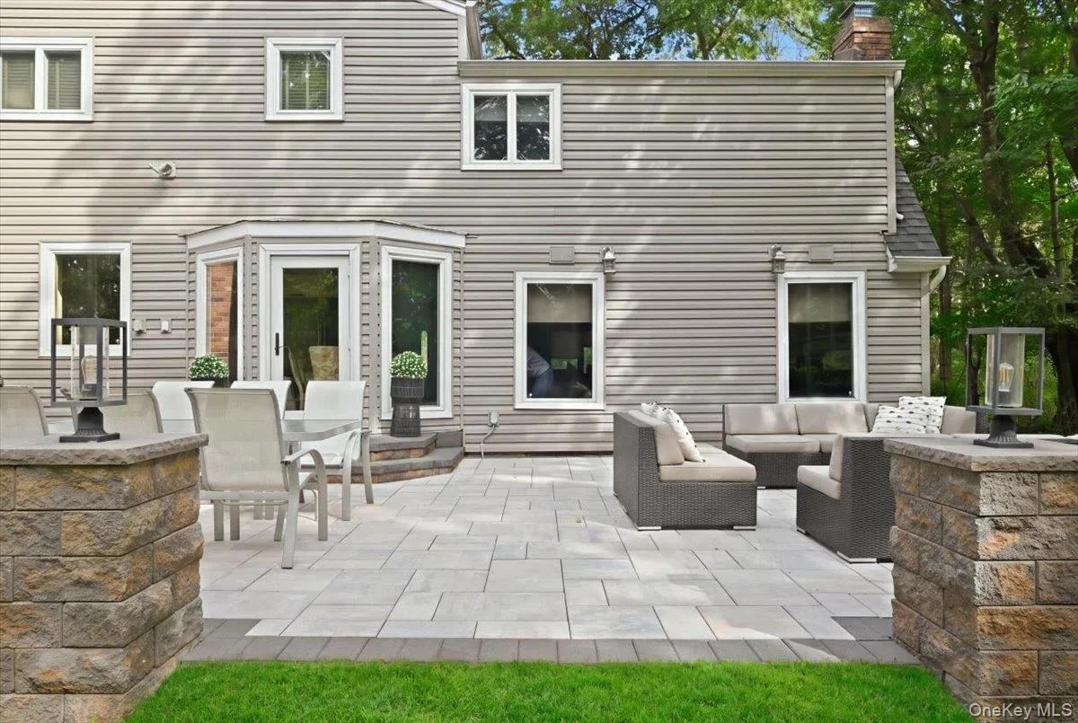 8 Philson Court, Smithtown, NY, 5 Bedrooms Bedrooms, 8 Rooms Rooms,2 BathroomsBathrooms,Residential,For Rent,Philson,0,1055450 8 Philson Court, Smithtown, NY, 5 Bedrooms Bedrooms, 8 Rooms Rooms,2 BathroomsBathrooms,Residential,For Rent,Philson,0,1055450