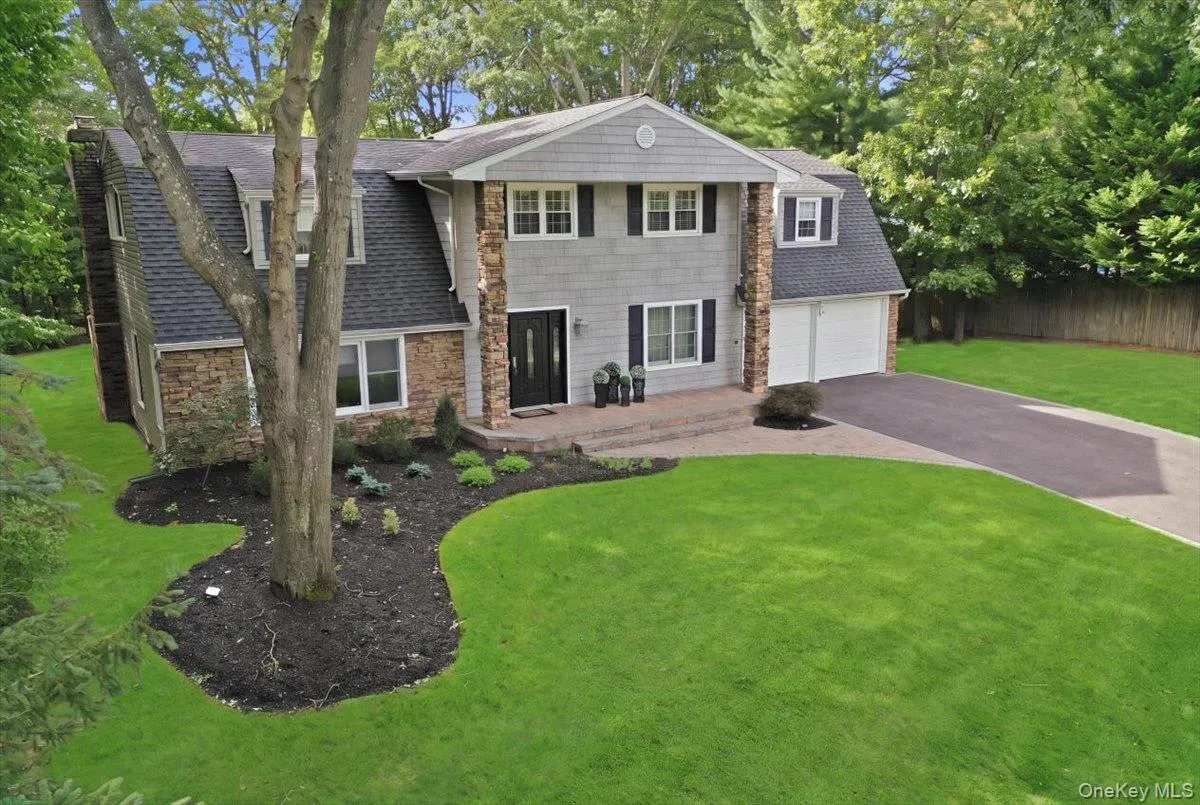8 Philson Court, Smithtown, NY, 5 Bedrooms Bedrooms, 8 Rooms Rooms,2 BathroomsBathrooms,Residential,For Rent,Philson,0,1055450 8 Philson Court, Smithtown, NY, 5 Bedrooms Bedrooms, 8 Rooms Rooms,2 BathroomsBathrooms,Residential,For Rent,Philson,0,1055450