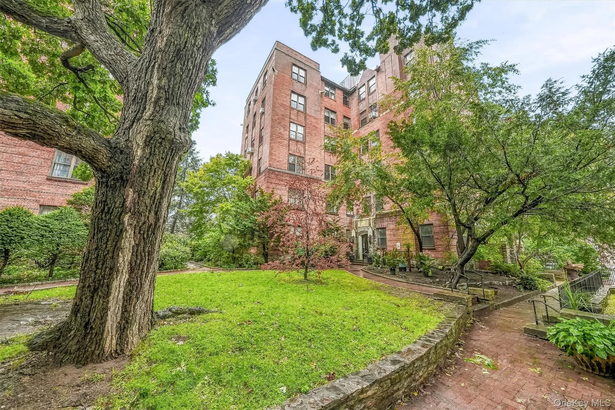 828 Bronx River Road, Yonkers, NY, 3 Bedrooms Bedrooms, 8 Rooms Rooms,2 BathroomsBathrooms,Residential,For Rent,Bronx River,0,1055452 828 Bronx River Road, Yonkers, NY, 3 Bedrooms Bedrooms, 8 Rooms Rooms,2 BathroomsBathrooms,Residential,For Rent,Bronx River,0,1055452