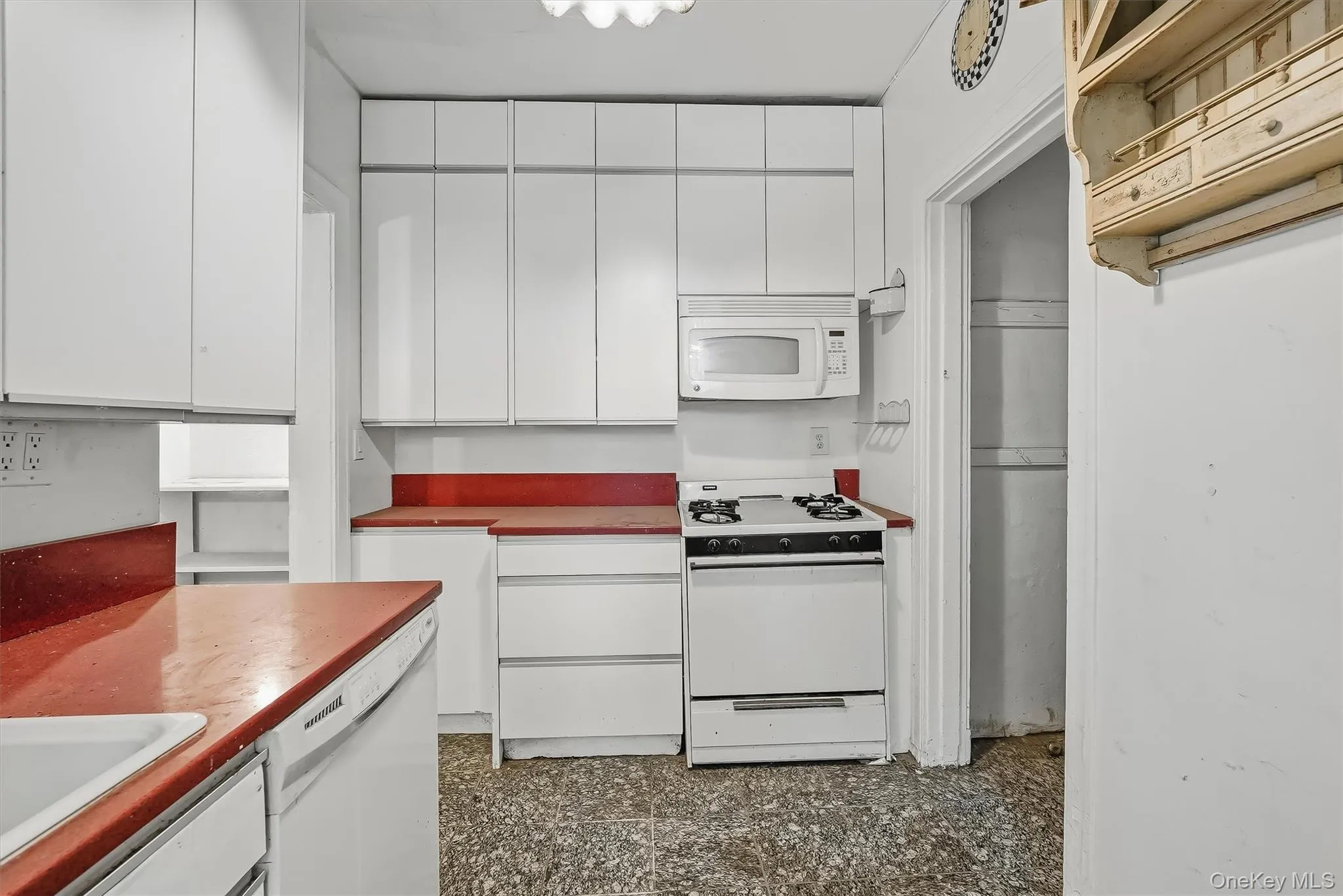 828 Bronx River Road, Yonkers, NY, 3 Bedrooms Bedrooms, 8 Rooms Rooms,2 BathroomsBathrooms,Residential,For Rent,Bronx River,0,1055452 828 Bronx River Road, Yonkers, NY, 3 Bedrooms Bedrooms, 8 Rooms Rooms,2 BathroomsBathrooms,Residential,For Rent,Bronx River,0,1055452