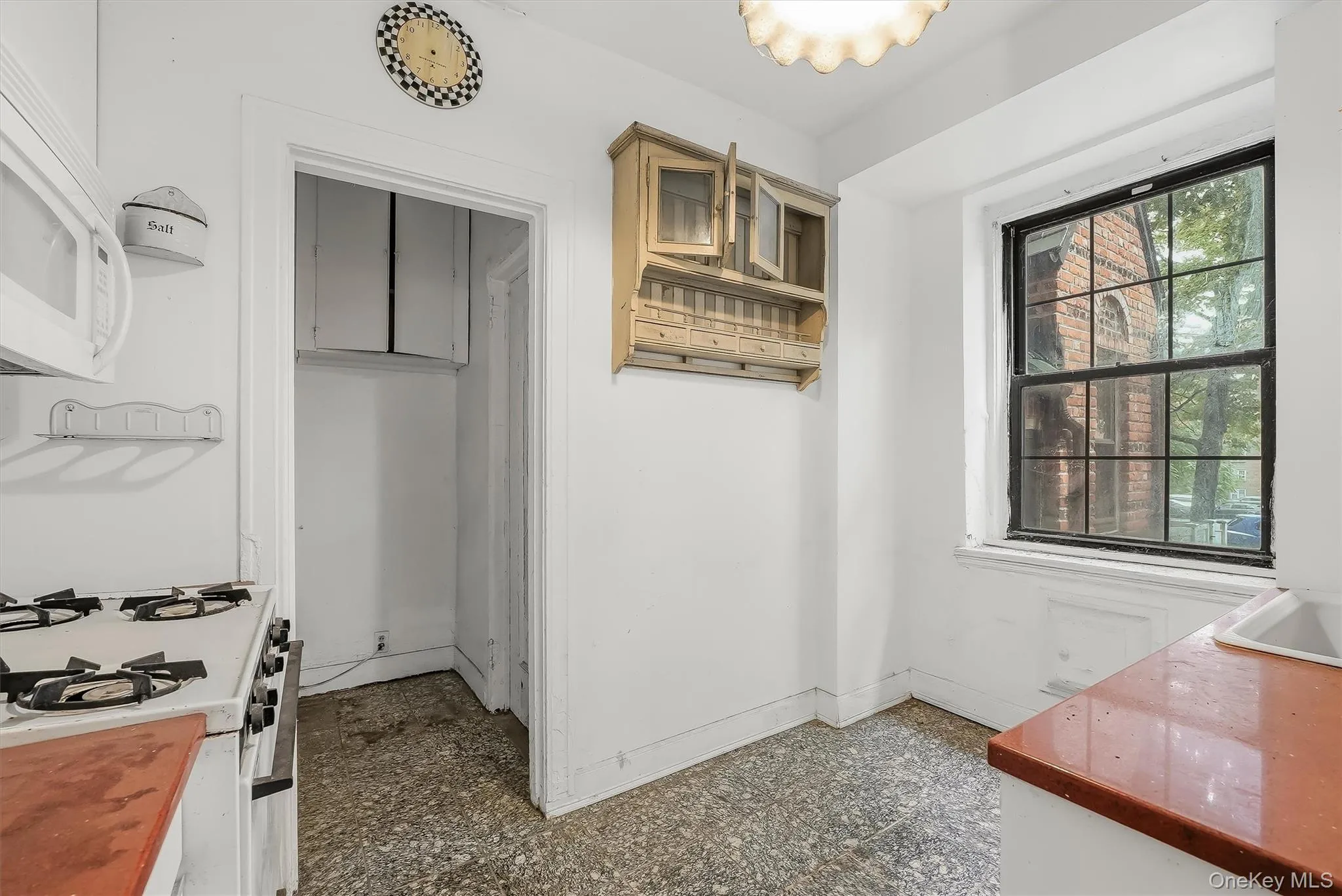 828 Bronx River Road, Yonkers, NY, 3 Bedrooms Bedrooms, 8 Rooms Rooms,2 BathroomsBathrooms,Residential,For Rent,Bronx River,0,1055452 828 Bronx River Road, Yonkers, NY, 3 Bedrooms Bedrooms, 8 Rooms Rooms,2 BathroomsBathrooms,Residential,For Rent,Bronx River,0,1055452