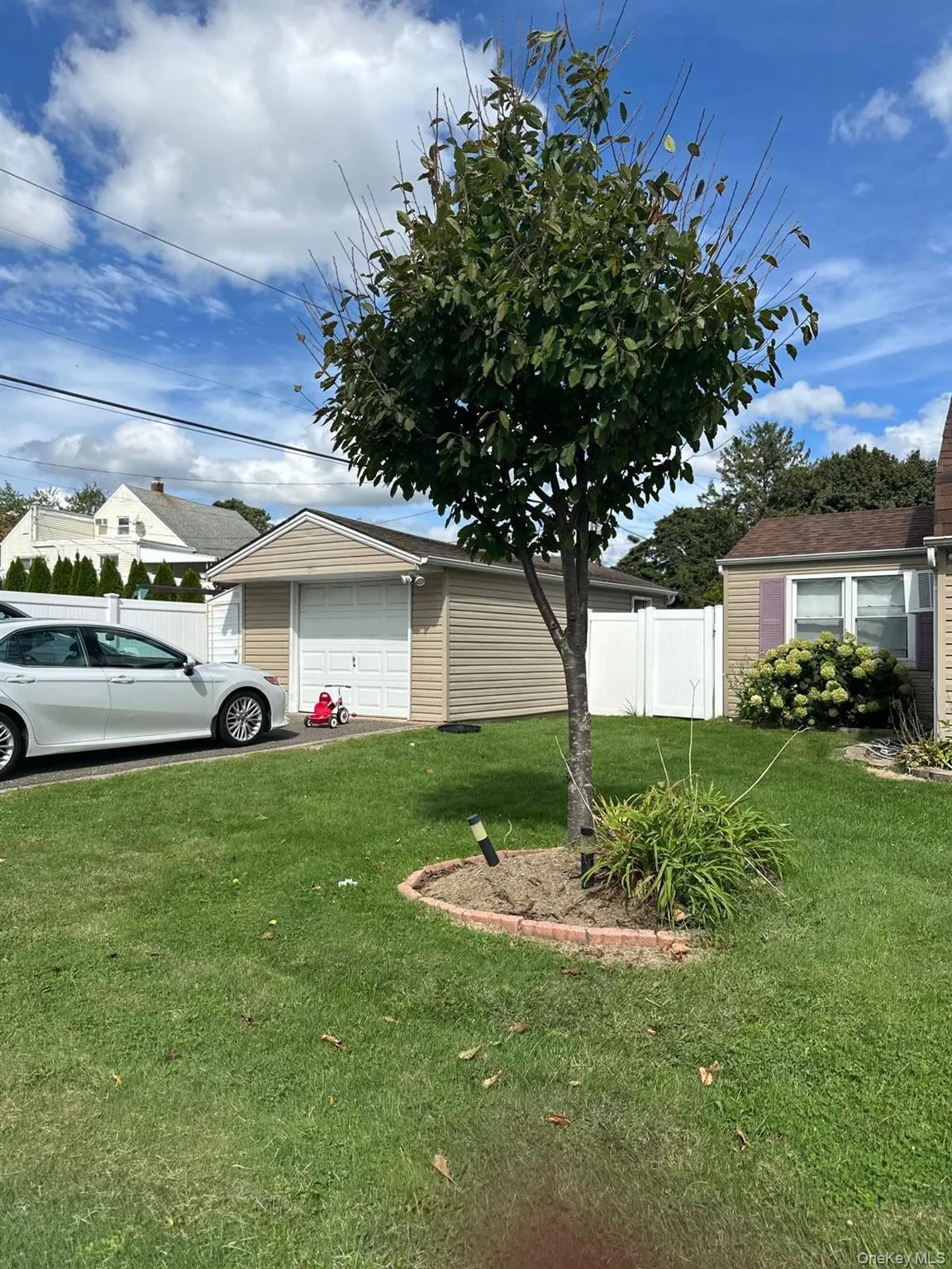 2 Rope Lane, Hempstead, NY, 4 Bedrooms Bedrooms, 7 Rooms Rooms,1 BathroomBathrooms,Residential Lease,For Rent,Rope,0,1055459 2 Rope Lane, Hempstead, NY, 4 Bedrooms Bedrooms, 7 Rooms Rooms,1 BathroomBathrooms,Residential Lease,For Rent,Rope,0,1055459