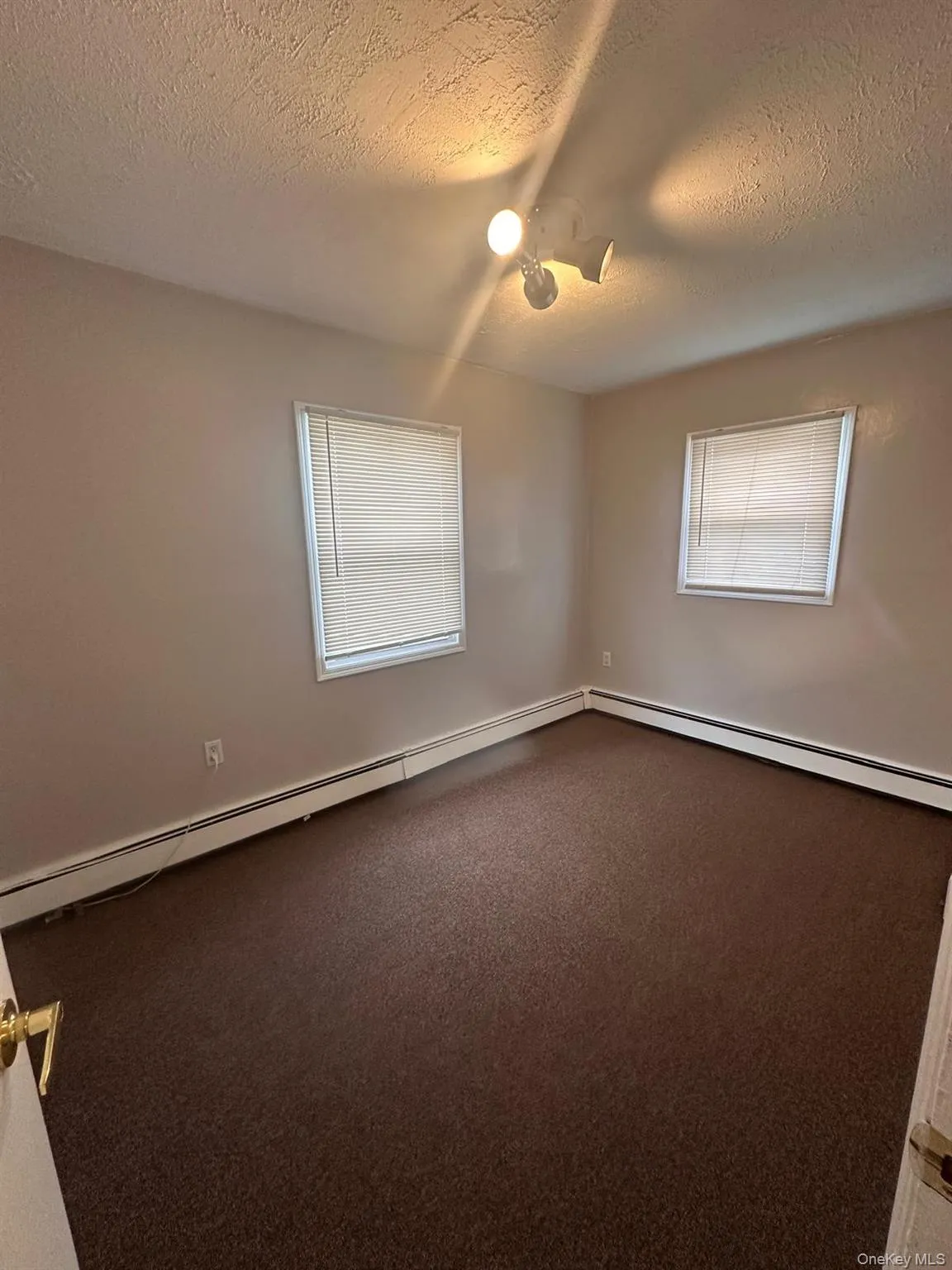 2 Rope Lane, Hempstead, NY, 4 Bedroom Bedrooms, 7 Room Rooms,1 BathroomBathrooms,Residential Lease,For Rent,Rope,0,1055459 2 Rope Lane, Hempstead, NY, 4 Bedroom Bedrooms, 7 Room Rooms,1 BathroomBathrooms,Residential Lease,For Rent,Rope,0,1055459