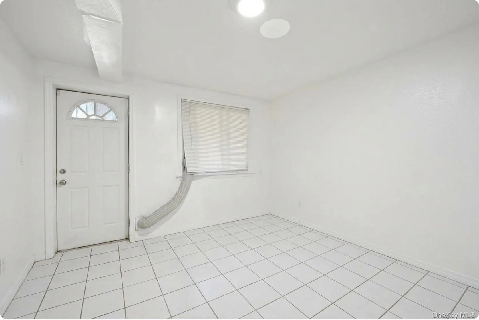 3312 Paulding Avenue, New York, NY, 3 Bedrooms Bedrooms, 6 Rooms Rooms,2 BathroomsBathrooms,Residential,For Rent,Paulding,0,1055463 3312 Paulding Avenue, New York, NY, 3 Bedrooms Bedrooms, 6 Rooms Rooms,2 BathroomsBathrooms,Residential,For Rent,Paulding,0,1055463
