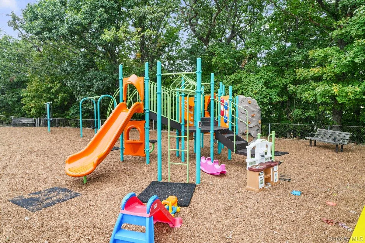 88 Sierra Vista Lane, Clarkstown, NY, 1 Bedroom Bedrooms, 4 Rooms Rooms,1 BathroomBathrooms,Residential,For Rent,Sierra Vista,0,1055465 88 Sierra Vista Lane, Clarkstown, NY, 1 Bedroom Bedrooms, 4 Rooms Rooms,1 BathroomBathrooms,Residential,For Rent,Sierra Vista,0,1055465