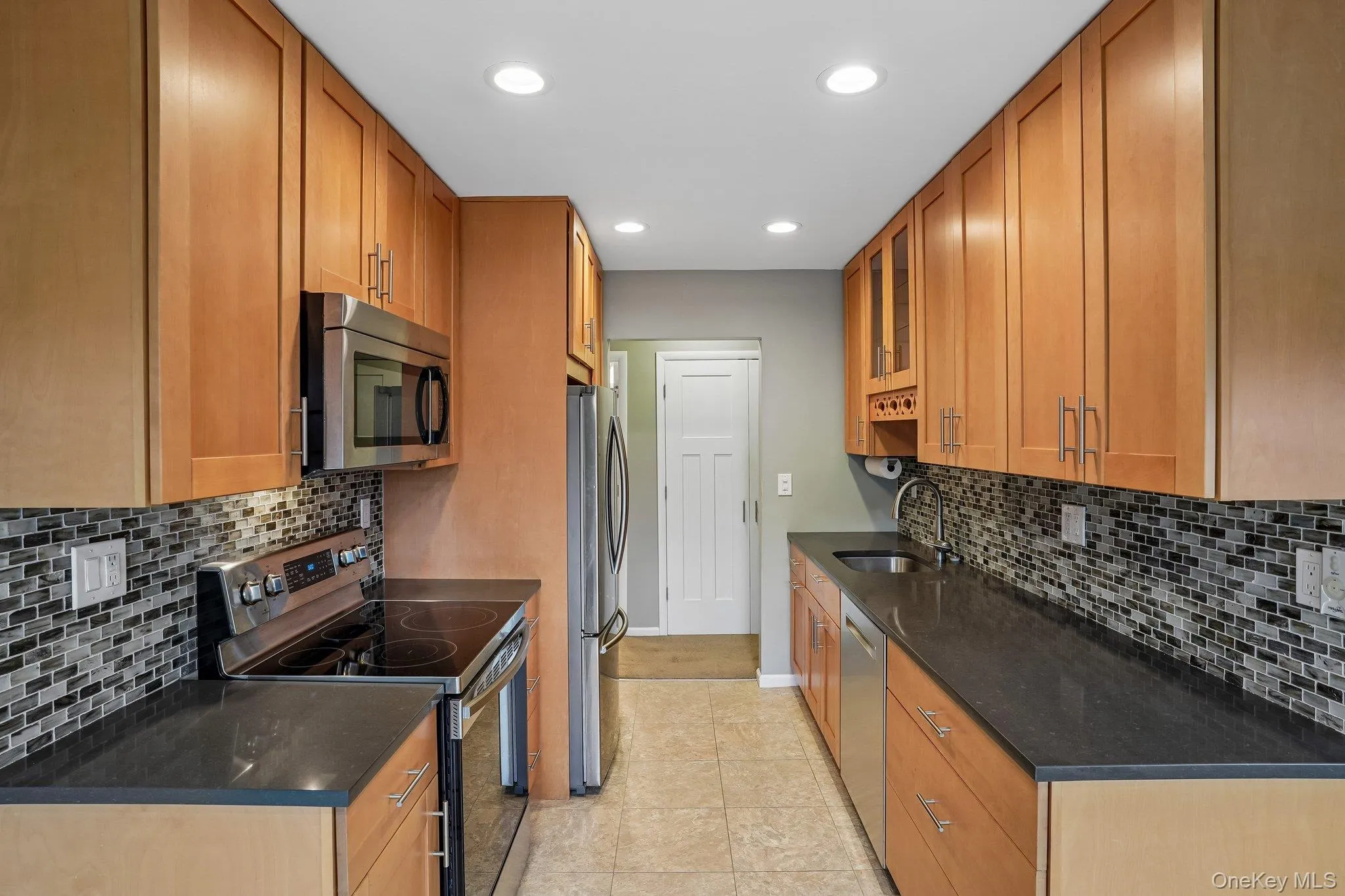 88 Sierra Vista Lane, Clarkstown, NY, 1 Bedroom Bedrooms, 4 Rooms Rooms,1 BathroomBathrooms,Residential,For Rent,Sierra Vista,0,1055465 88 Sierra Vista Lane, Clarkstown, NY, 1 Bedroom Bedrooms, 4 Rooms Rooms,1 BathroomBathrooms,Residential,For Rent,Sierra Vista,0,1055465