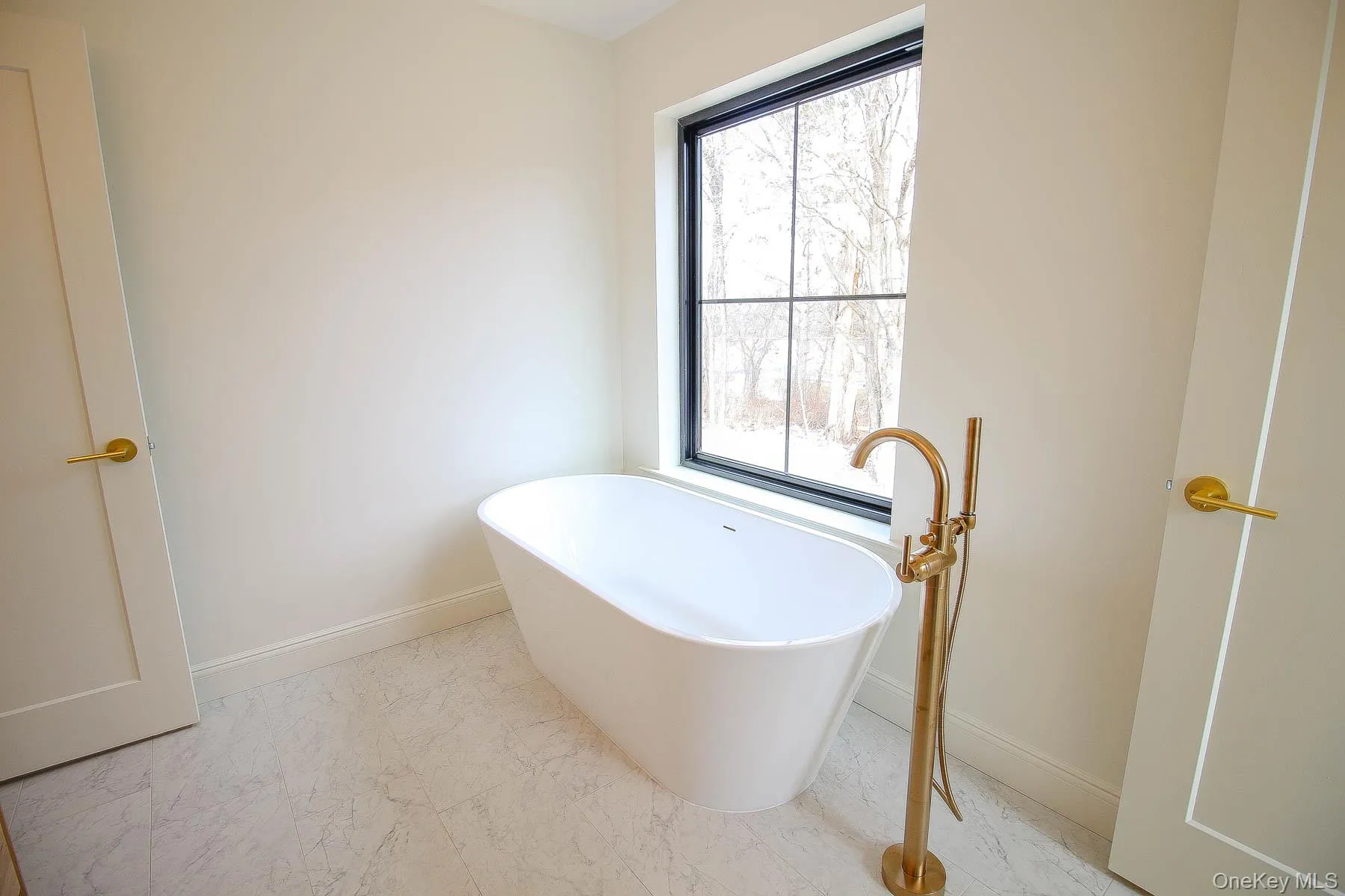 8 James Place, Deerpark, NY, 4 Bedrooms Bedrooms, 8 Rooms Rooms,2 BathroomsBathrooms,Residential,For Rent,James,0,1055466 8 James Place, Deerpark, NY, 4 Bedrooms Bedrooms, 8 Rooms Rooms,2 BathroomsBathrooms,Residential,For Rent,James,0,1055466