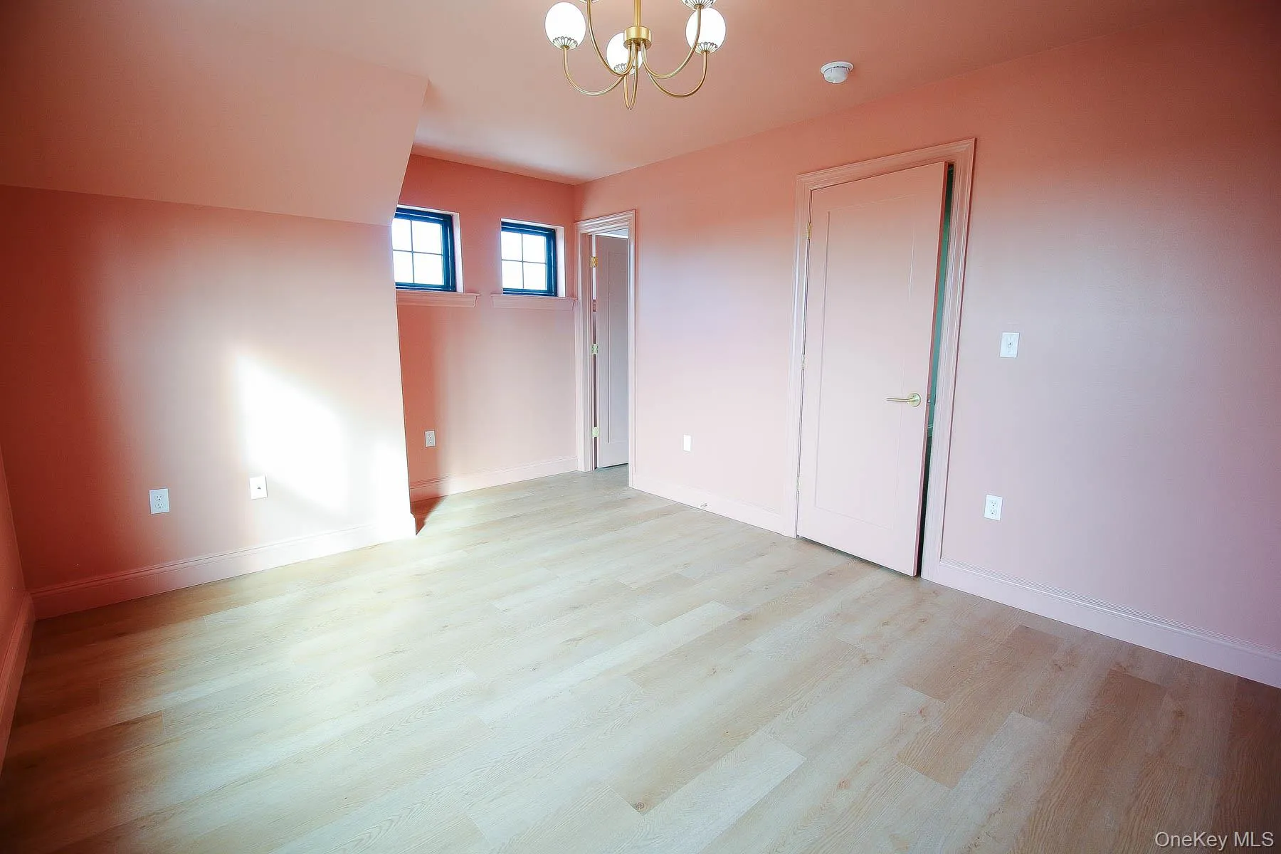 8 James Place, Deerpark, NY, 4 Bedrooms Bedrooms, 8 Rooms Rooms,2 BathroomsBathrooms,Residential,For Rent,James,0,1055466 8 James Place, Deerpark, NY, 4 Bedrooms Bedrooms, 8 Rooms Rooms,2 BathroomsBathrooms,Residential,For Rent,James,0,1055466