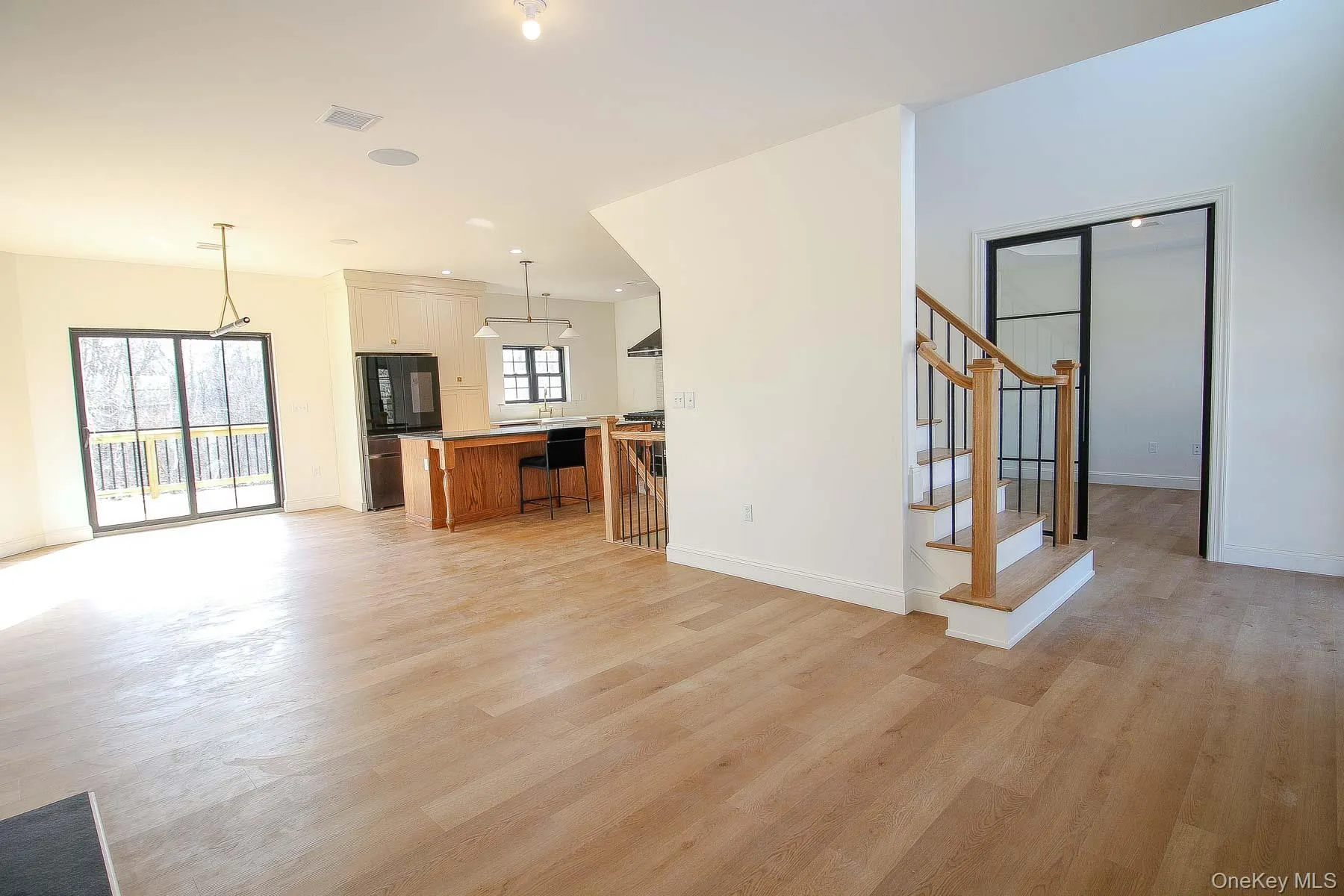 8 James Place, Deerpark, NY, 4 Bedrooms Bedrooms, 8 Rooms Rooms,2 BathroomsBathrooms,Residential,For Rent,James,0,1055466 8 James Place, Deerpark, NY, 4 Bedrooms Bedrooms, 8 Rooms Rooms,2 BathroomsBathrooms,Residential,For Rent,James,0,1055466