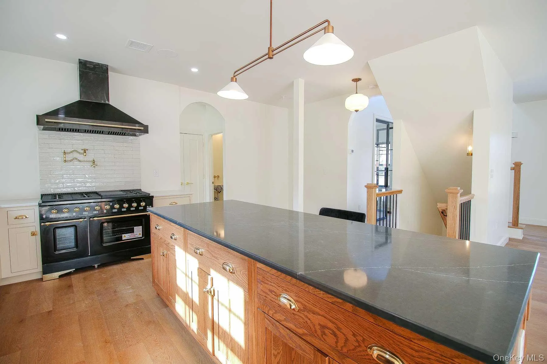 8 James Place, Deerpark, NY, 4 Bedrooms Bedrooms, 8 Rooms Rooms,2 BathroomsBathrooms,Residential,For Rent,James,0,1055466 8 James Place, Deerpark, NY, 4 Bedrooms Bedrooms, 8 Rooms Rooms,2 BathroomsBathrooms,Residential,For Rent,James,0,1055466