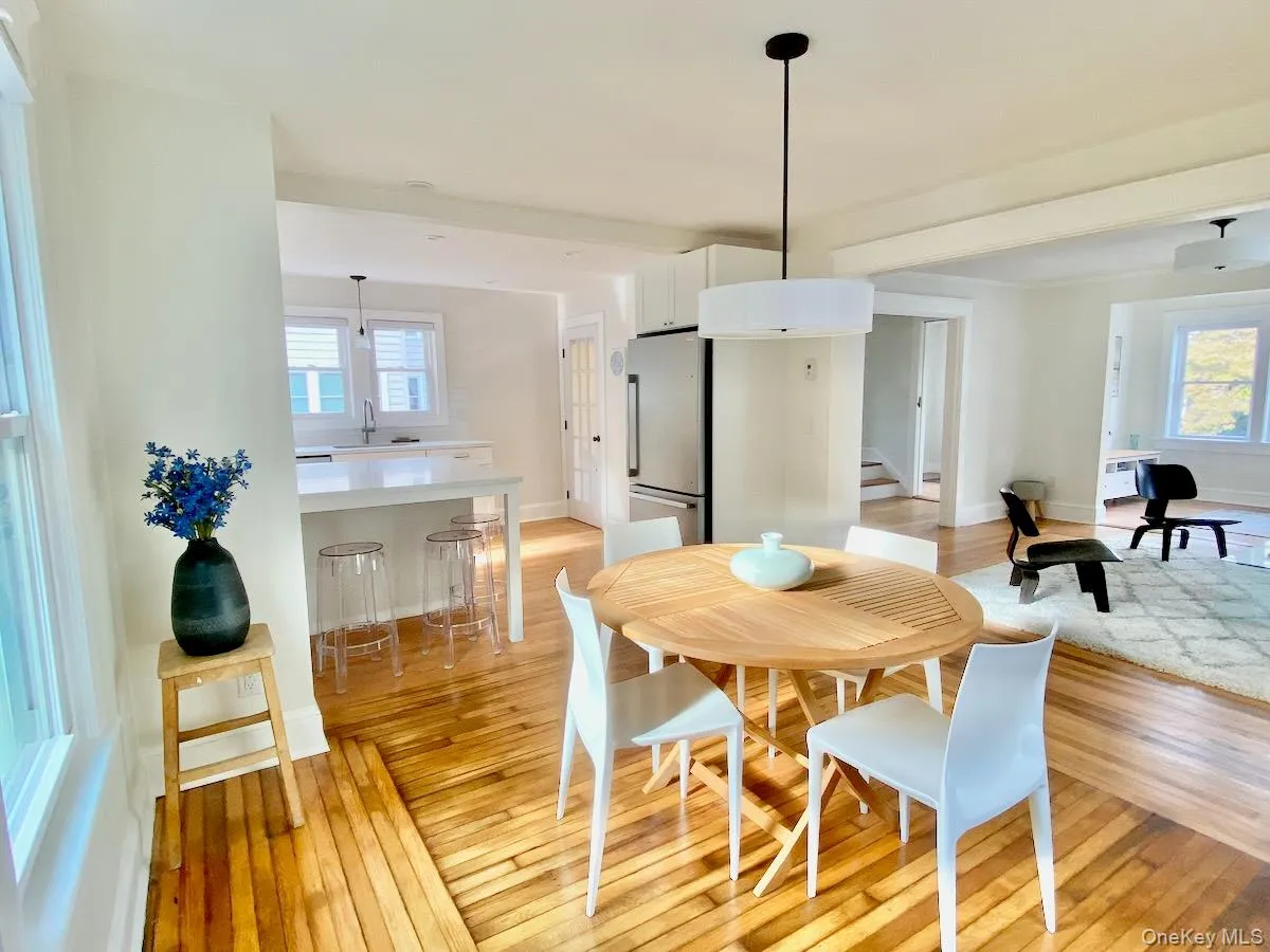 127 Emerson Street, Kingston, NY, 3 Bedroom Bedrooms, 7 Room Rooms,1 BathroomBathrooms,Residential Lease,For Rent,Emerson,0,1055469 127 Emerson Street, Kingston, NY, 3 Bedroom Bedrooms, 7 Room Rooms,1 BathroomBathrooms,Residential Lease,For Rent,Emerson,0,1055469