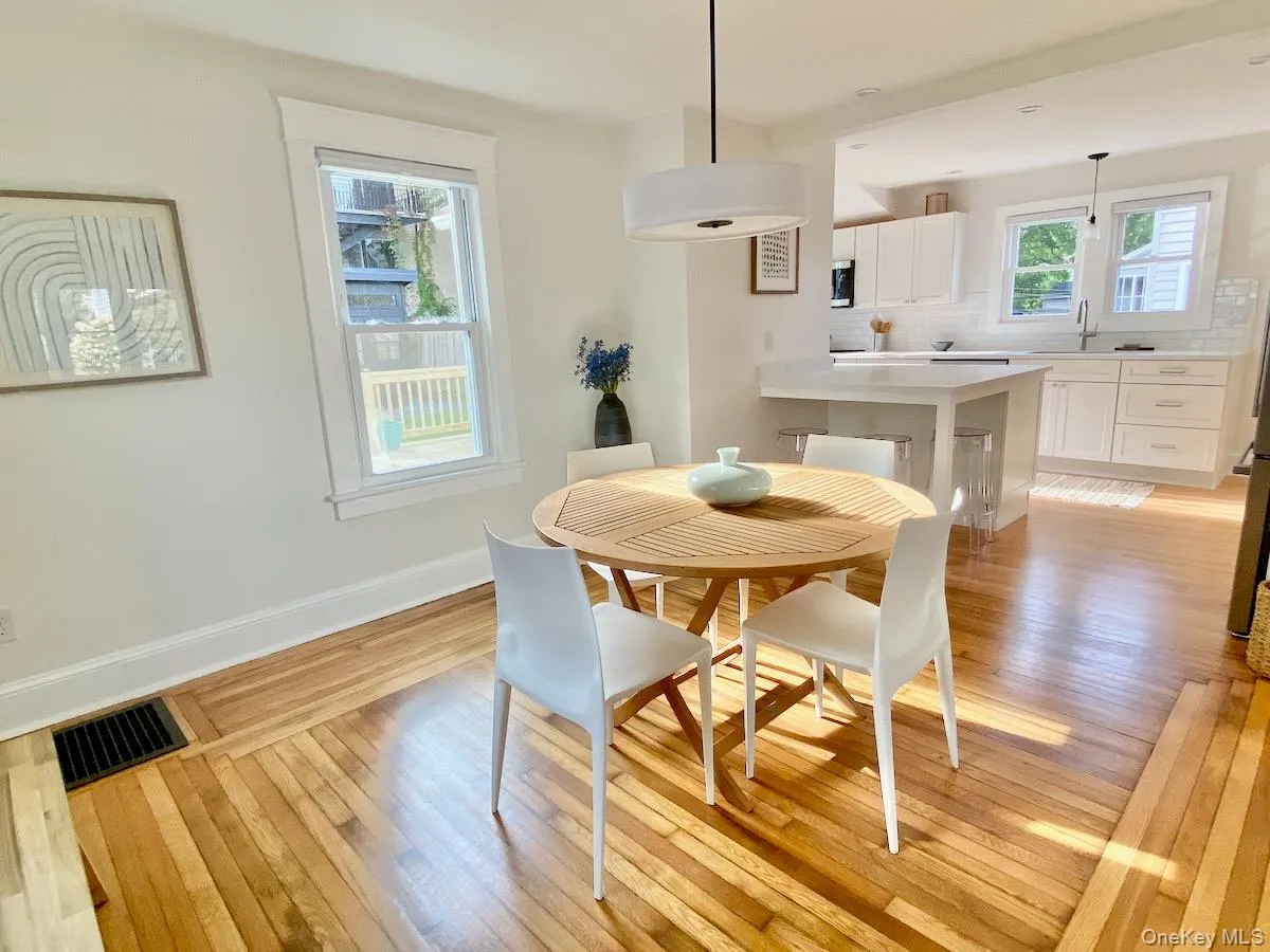127 Emerson Street, Kingston, NY, 3 Bedroom Bedrooms, 7 Room Rooms,1 BathroomBathrooms,Residential Lease,For Rent,Emerson,0,1055469 127 Emerson Street, Kingston, NY, 3 Bedroom Bedrooms, 7 Room Rooms,1 BathroomBathrooms,Residential Lease,For Rent,Emerson,0,1055469