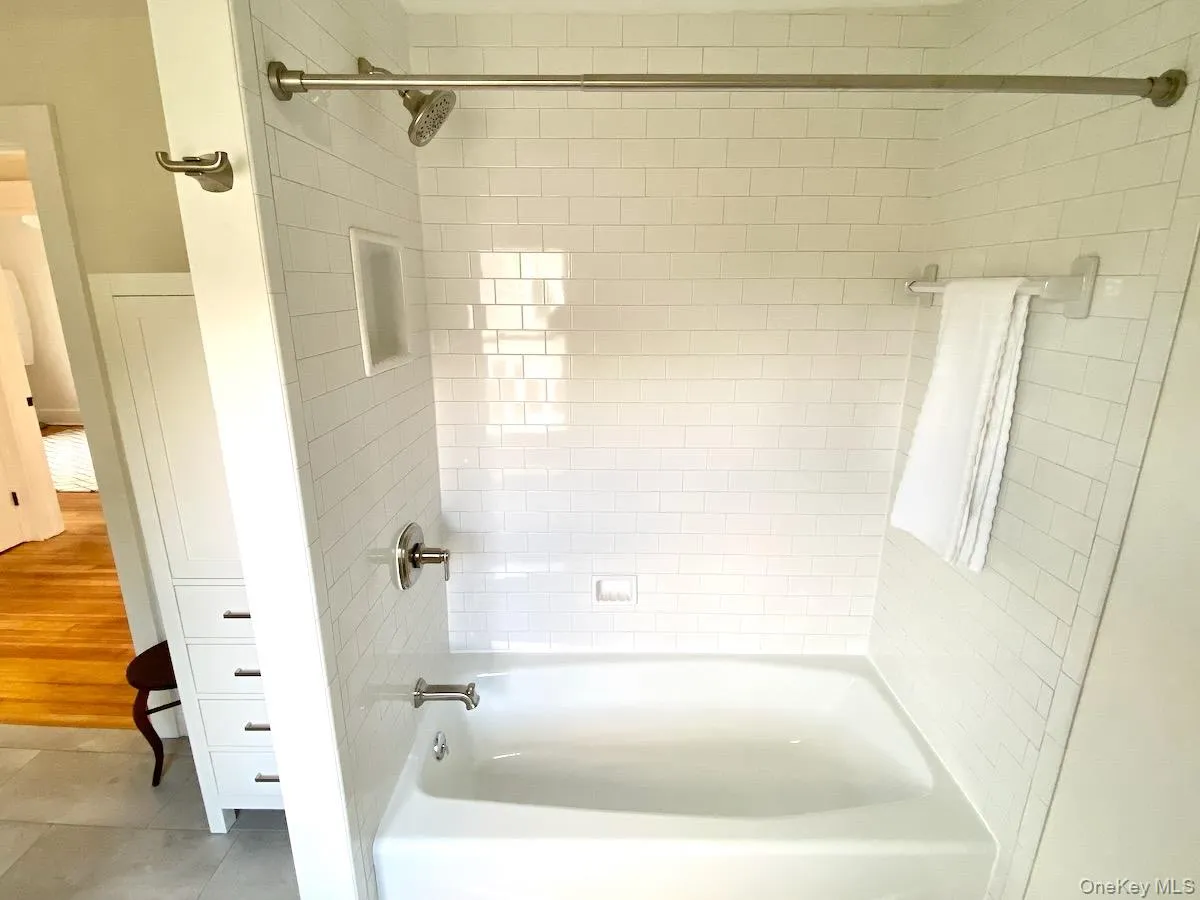 127 Emerson Street, Kingston, NY, 3 Bedroom Bedrooms, 7 Room Rooms,1 BathroomBathrooms,Residential Lease,For Rent,Emerson,0,1055469 127 Emerson Street, Kingston, NY, 3 Bedroom Bedrooms, 7 Room Rooms,1 BathroomBathrooms,Residential Lease,For Rent,Emerson,0,1055469