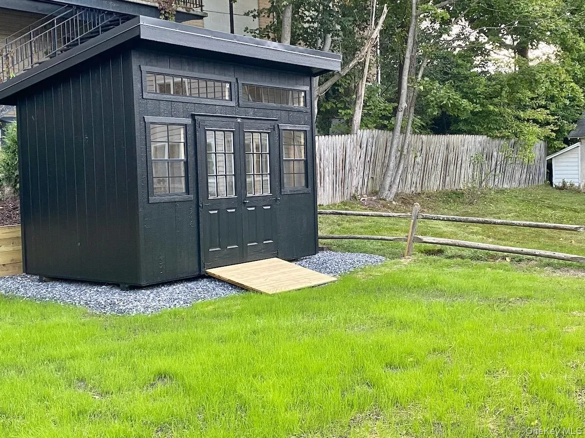 127 Emerson Street, Kingston, NY, 3 Bedroom Bedrooms, 7 Room Rooms,1 BathroomBathrooms,Residential Lease,For Rent,Emerson,0,1055469 127 Emerson Street, Kingston, NY, 3 Bedroom Bedrooms, 7 Room Rooms,1 BathroomBathrooms,Residential Lease,For Rent,Emerson,0,1055469
