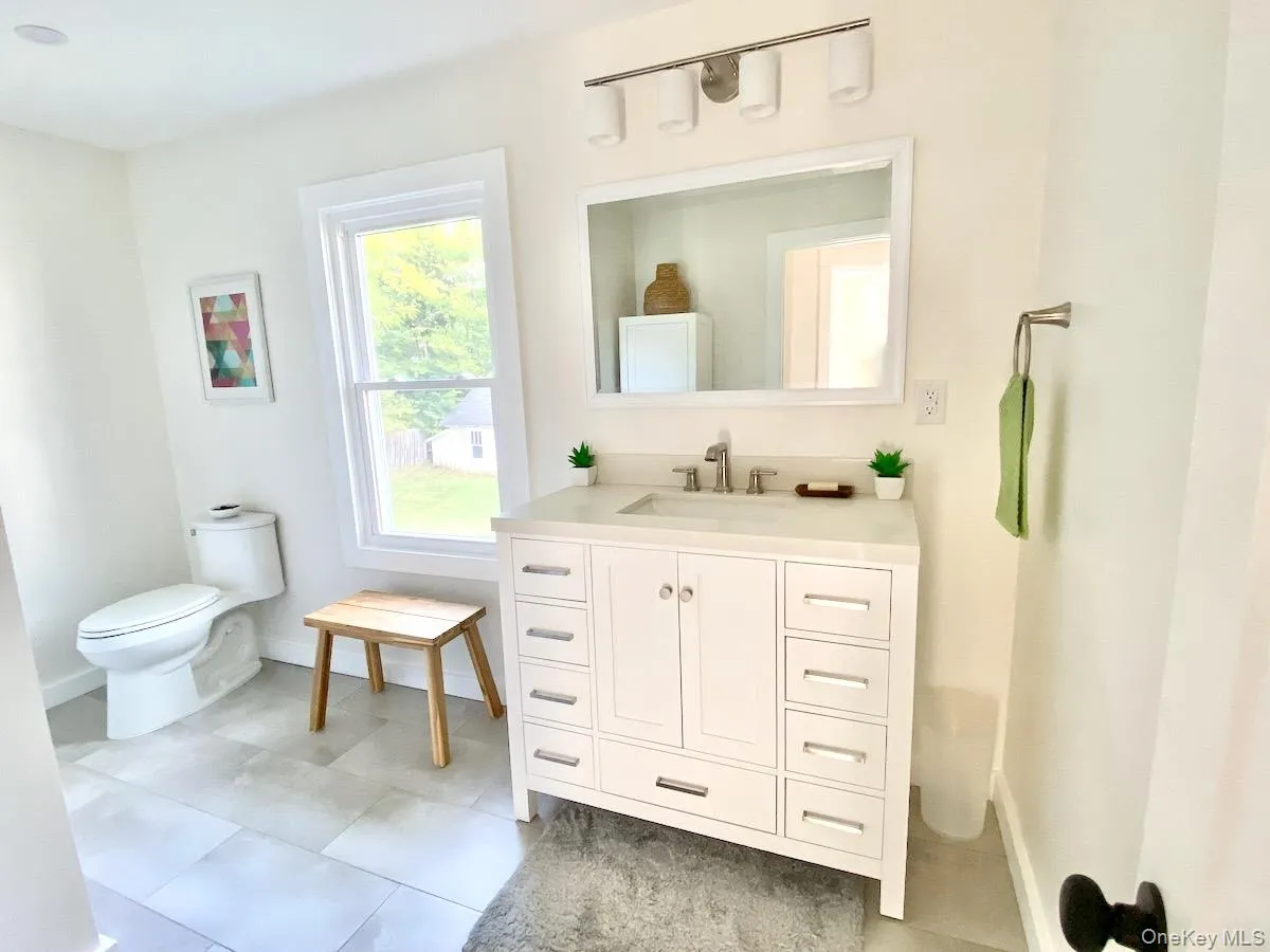 127 Emerson Street, Kingston, NY, 3 Bedroom Bedrooms, 7 Room Rooms,1 BathroomBathrooms,Residential Lease,For Rent,Emerson,0,1055469 127 Emerson Street, Kingston, NY, 3 Bedroom Bedrooms, 7 Room Rooms,1 BathroomBathrooms,Residential Lease,For Rent,Emerson,0,1055469